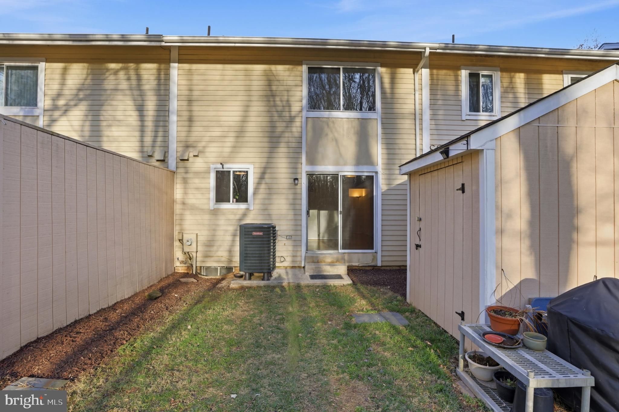 FLINTS GROVE - Residential