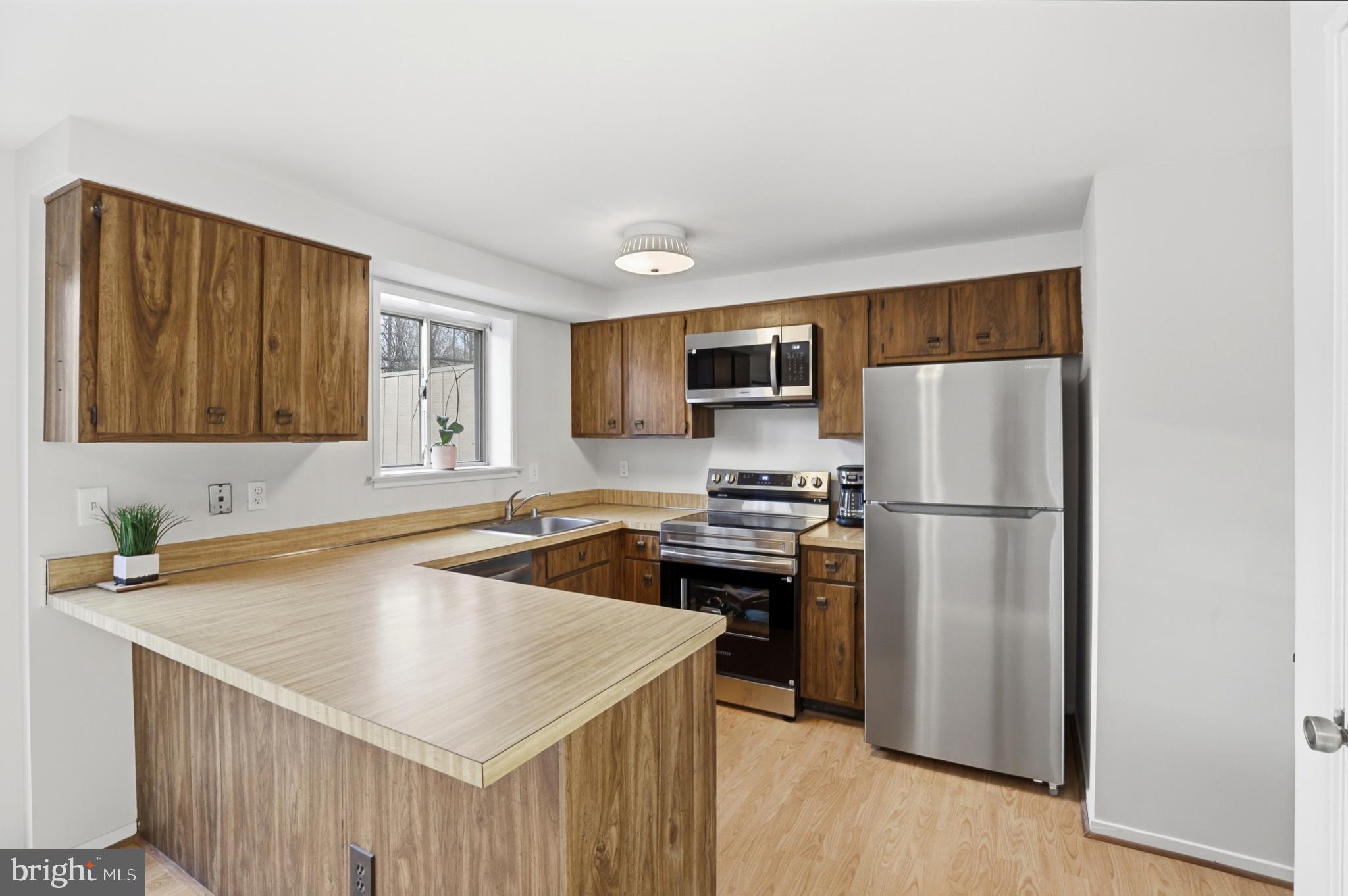 FLINTS GROVE - Residential