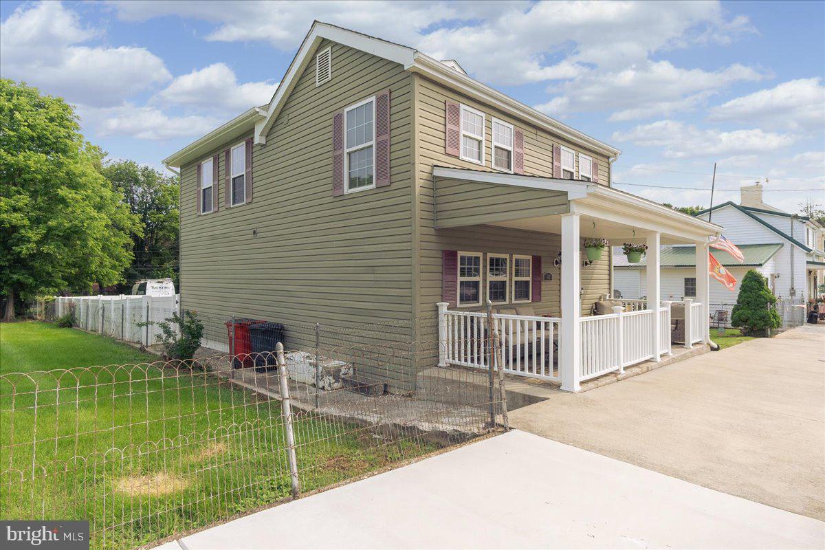 107 E ANTIETAM STREET