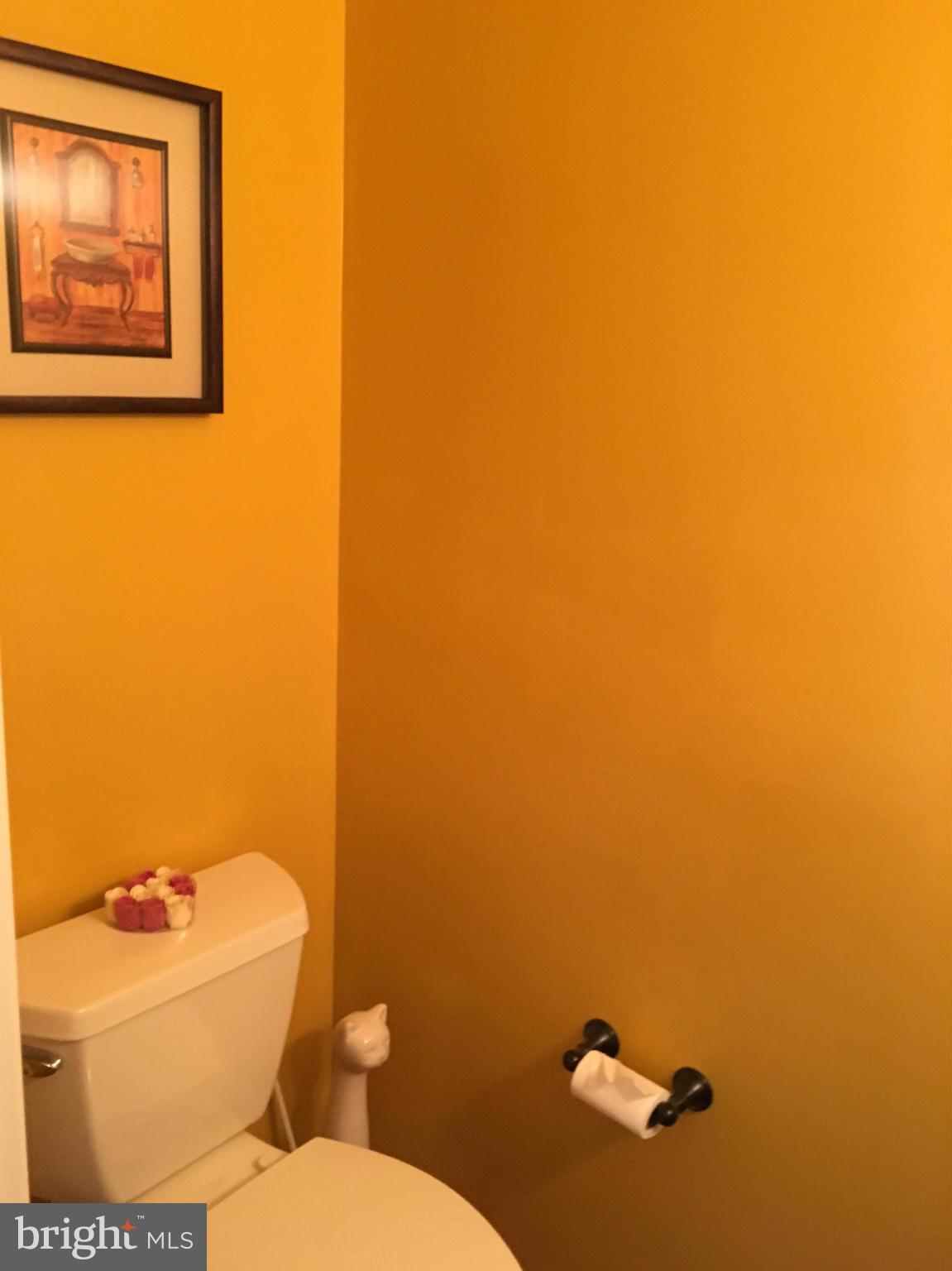 SINGLETONS GROVE - Residential Lease