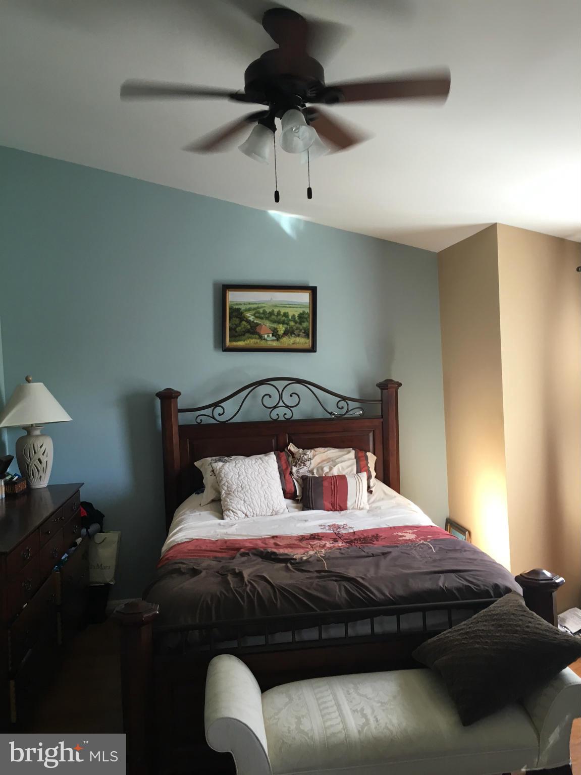 SINGLETONS GROVE - Residential Lease