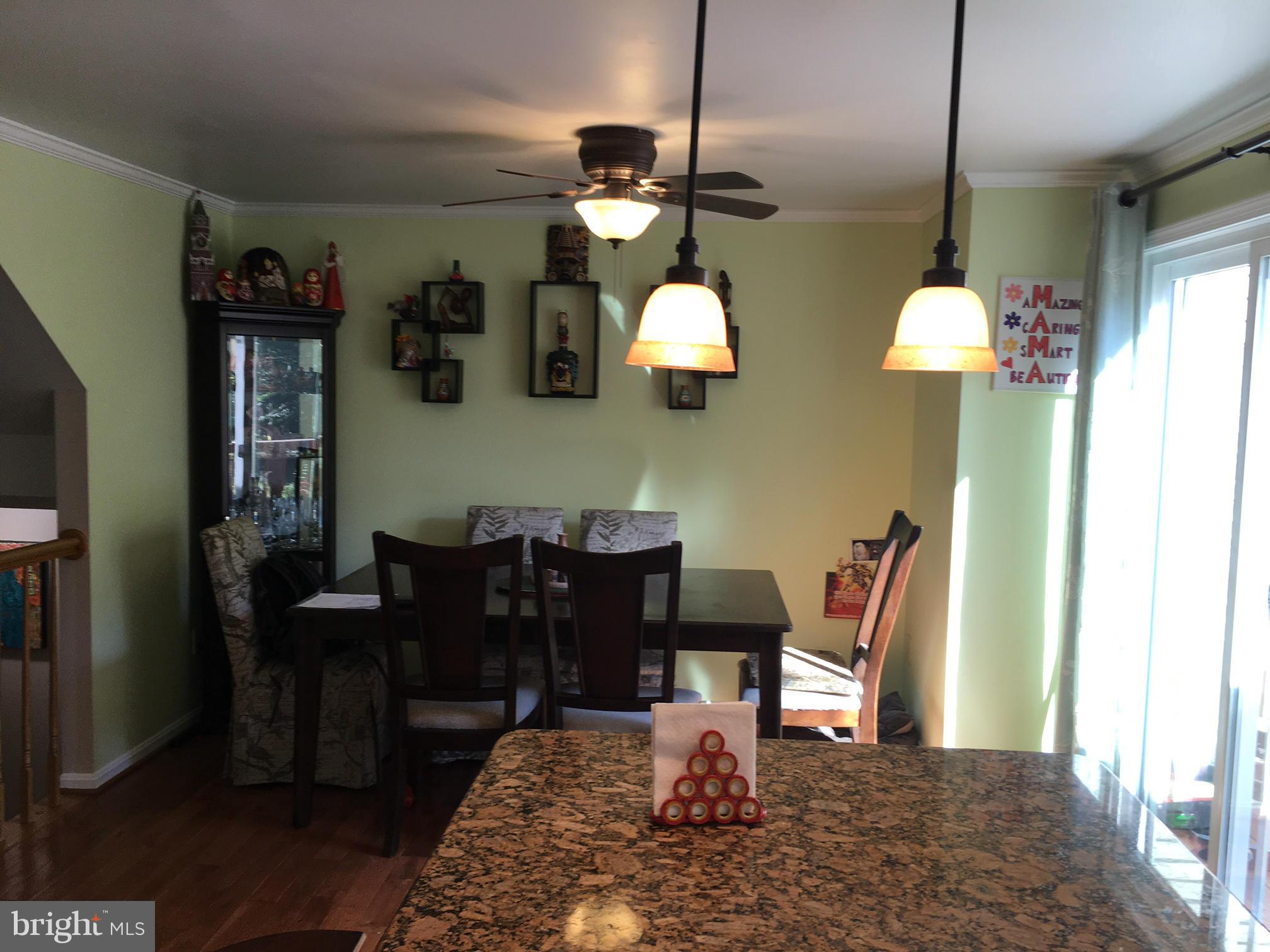 SINGLETONS GROVE - Residential Lease
