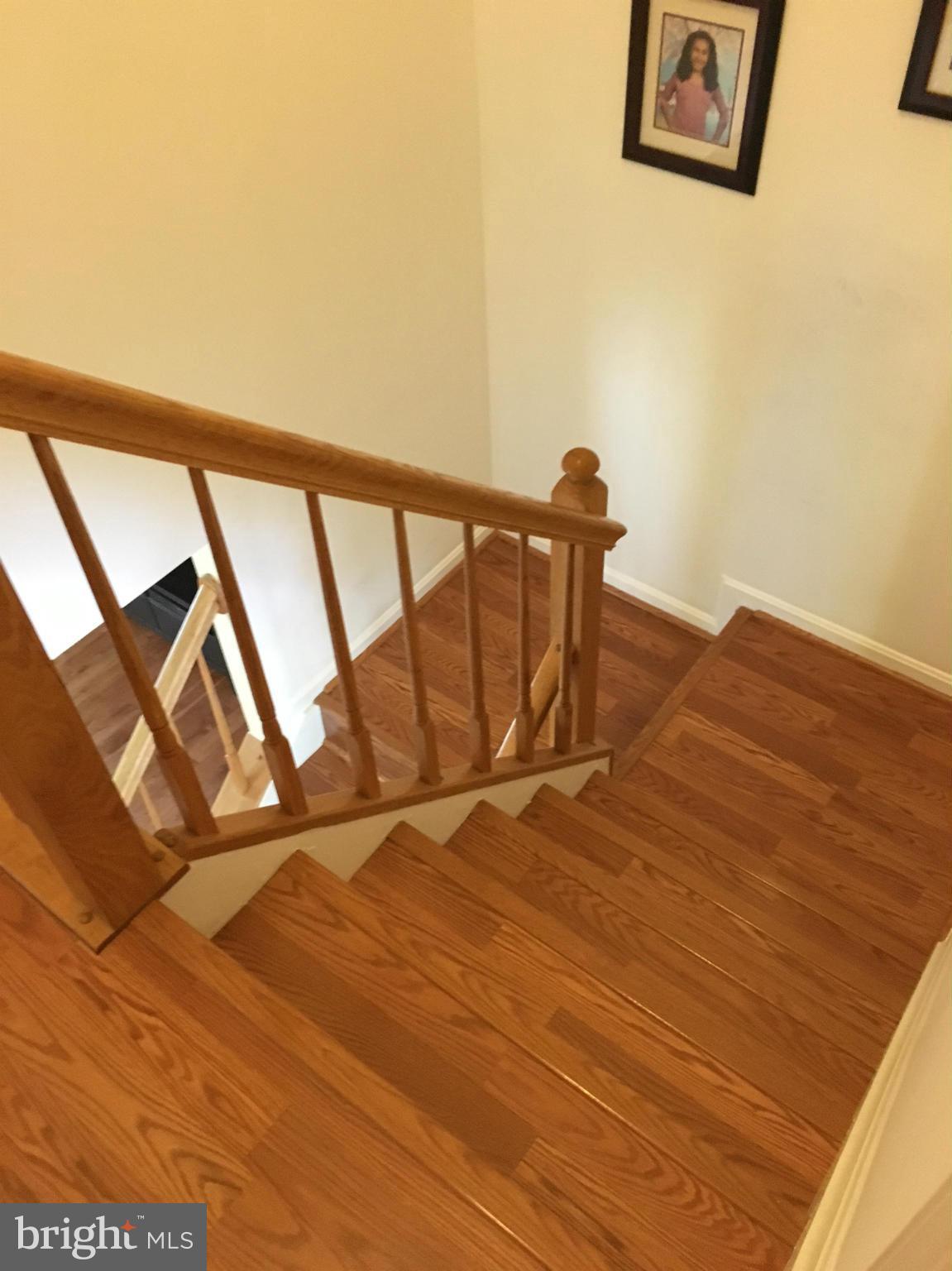 SINGLETONS GROVE - Residential Lease