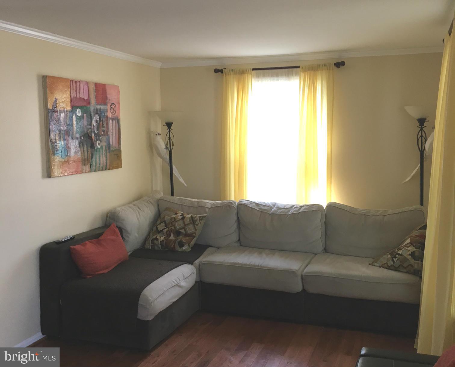 SINGLETONS GROVE - Residential Lease