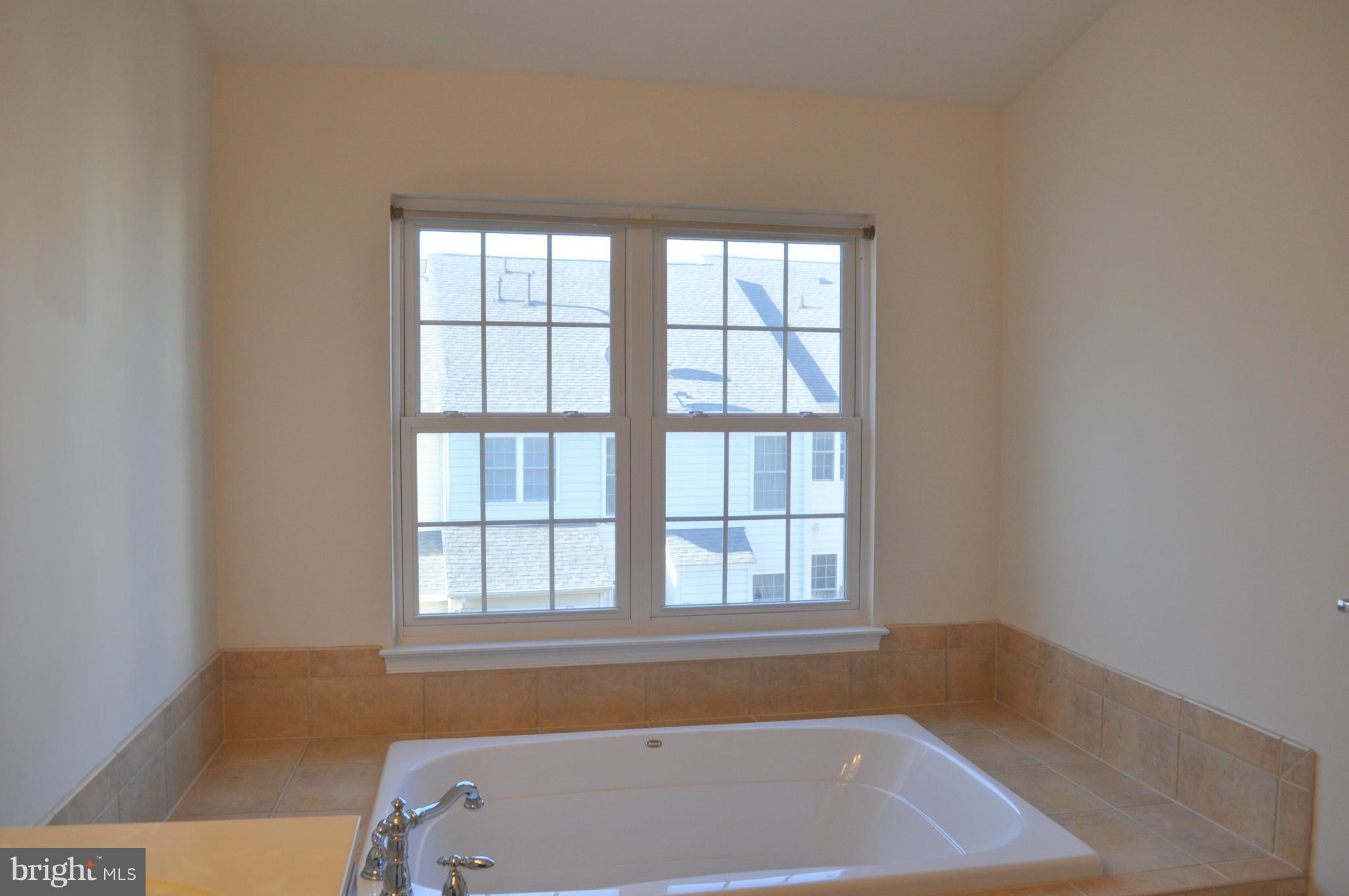 SOUTH RIDING - Residential Lease