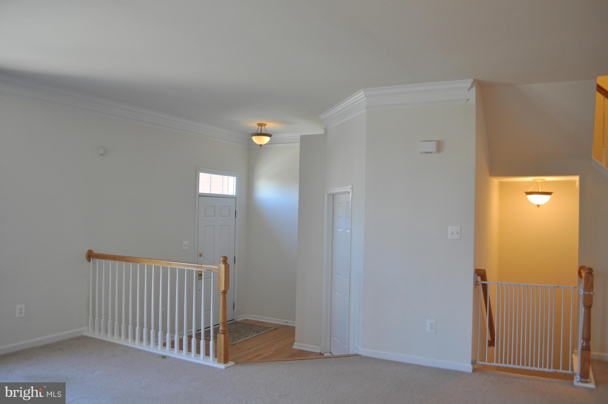 SOUTH RIDING - Residential Lease