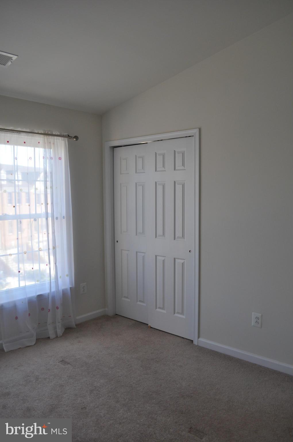 SOUTH RIDING - Residential Lease