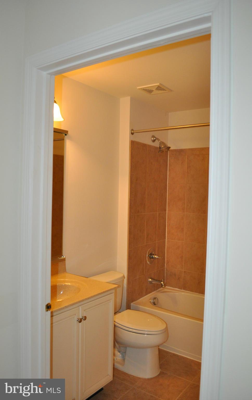 SOUTH RIDING - Residential Lease