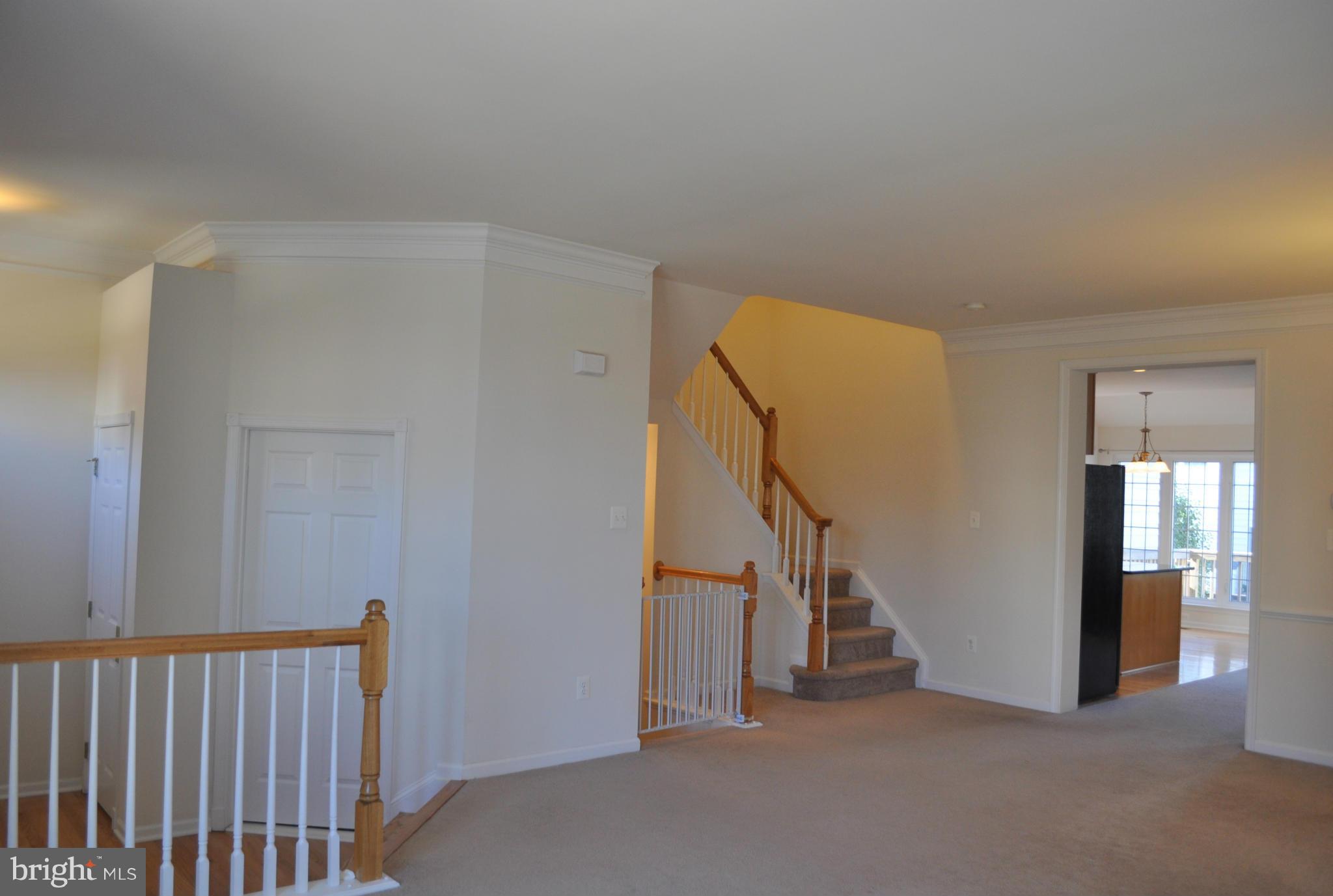 SOUTH RIDING - Residential Lease