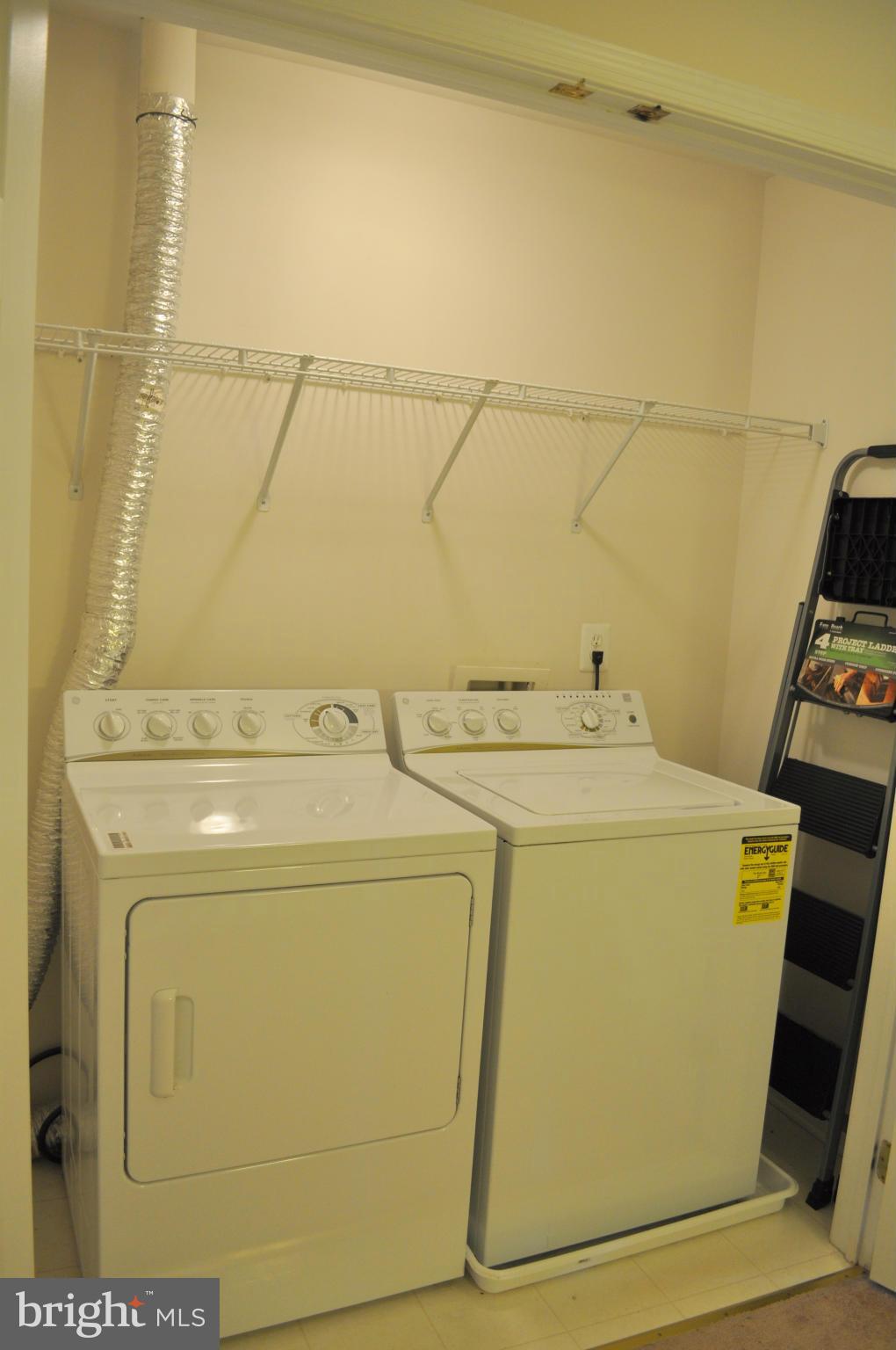 SOUTH RIDING - Residential Lease