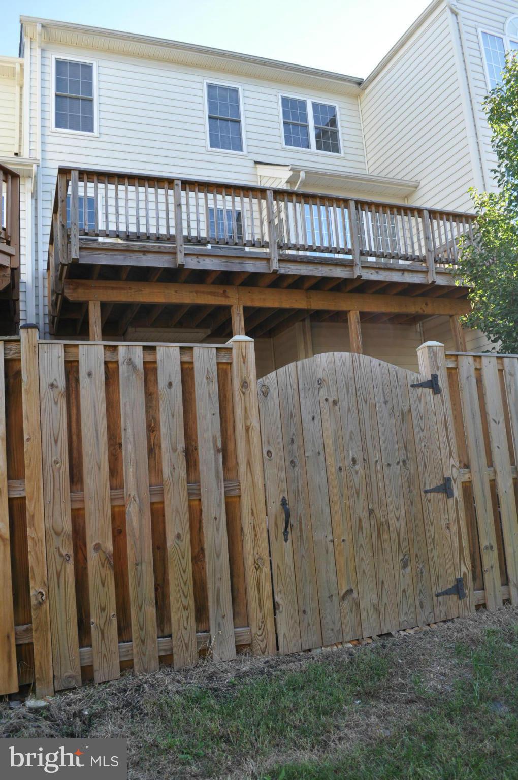 SOUTH RIDING - Residential Lease