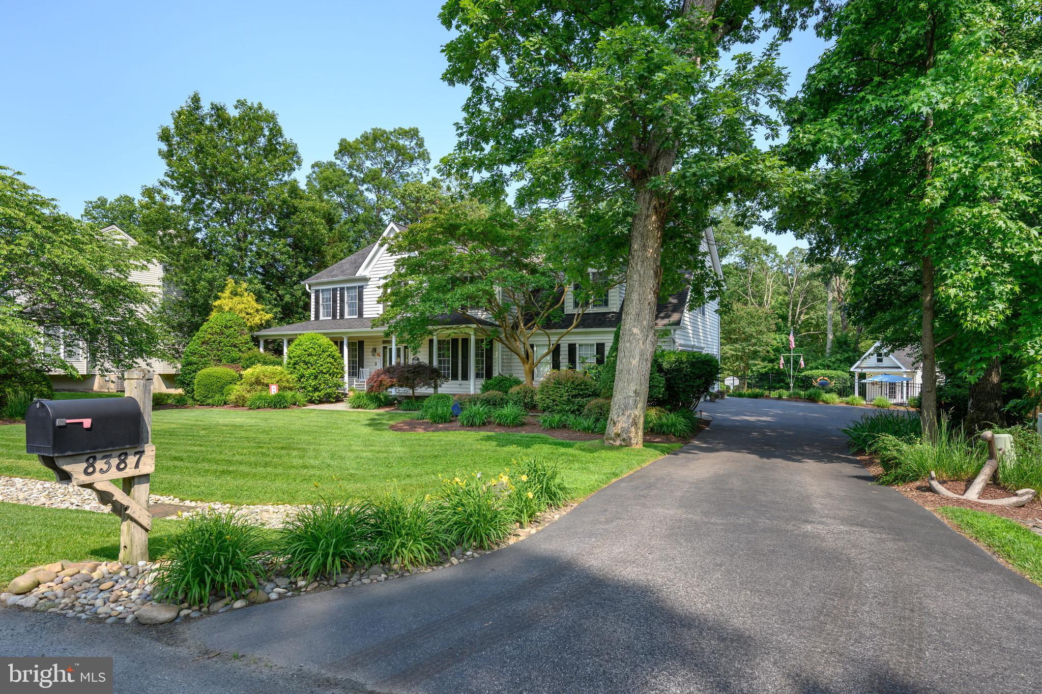 RIDING WOODS - Residential