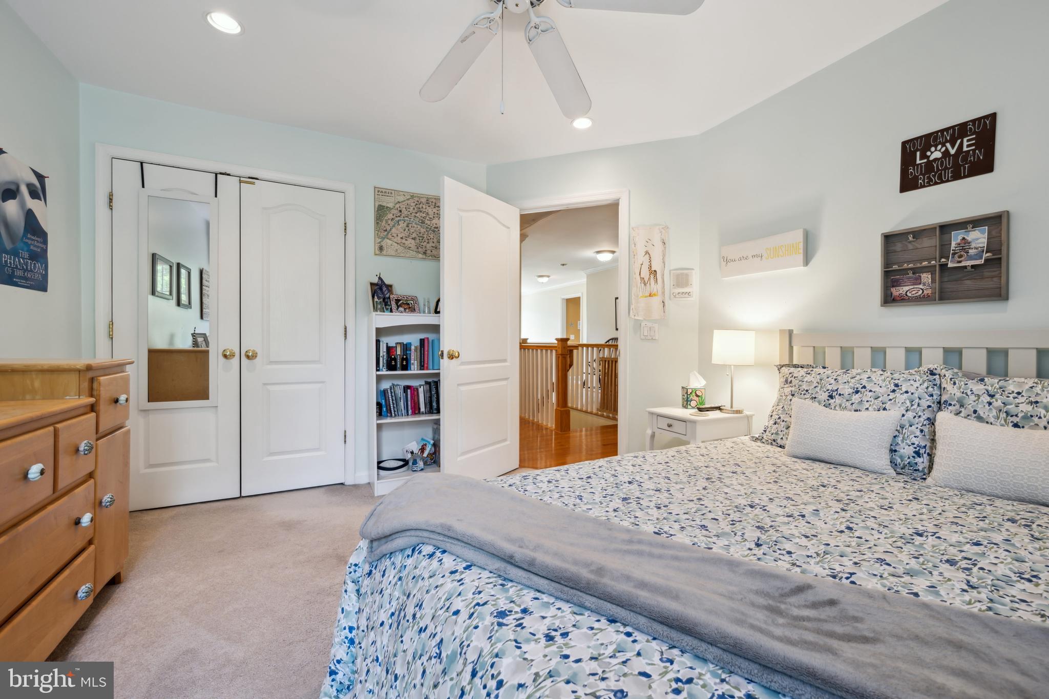 RIDING WOODS - Residential