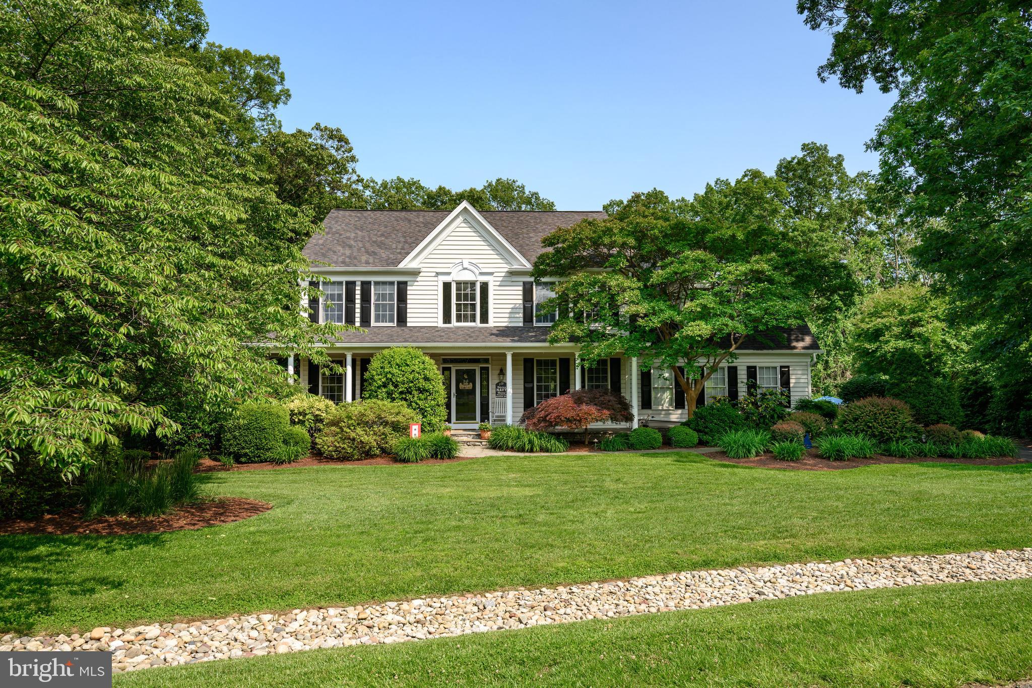 RIDING WOODS - Residential