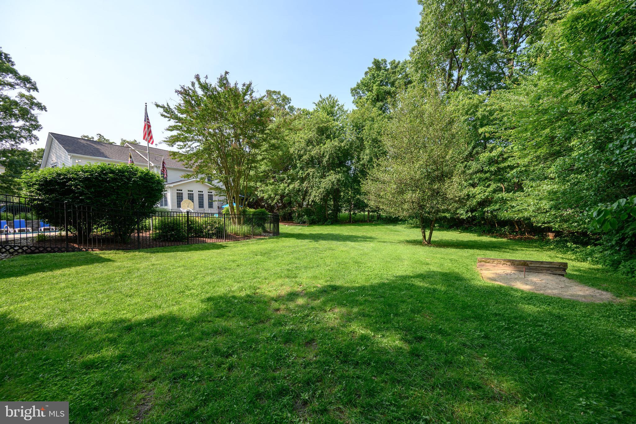 RIDING WOODS - Residential