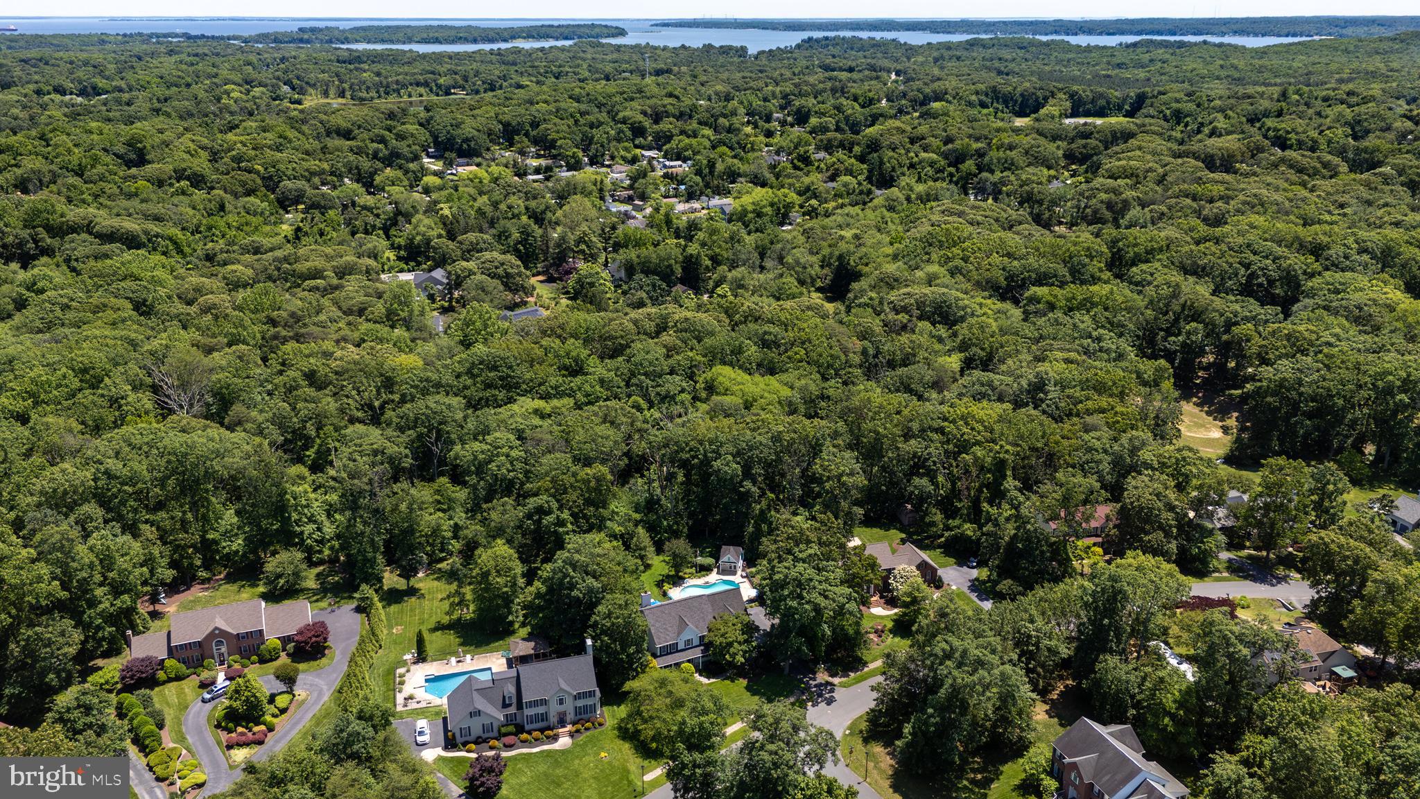 RIDING WOODS - Residential