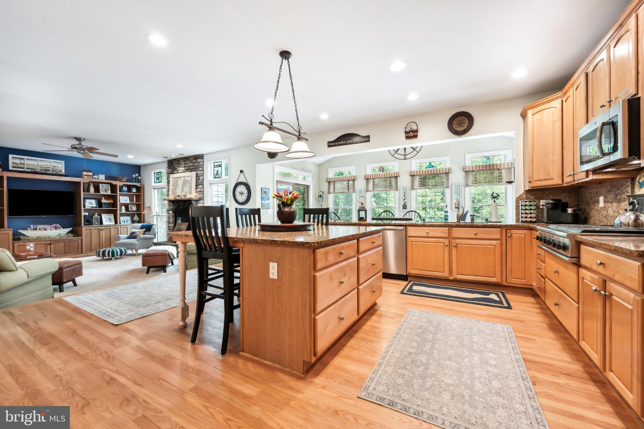 RIDING WOODS - Residential