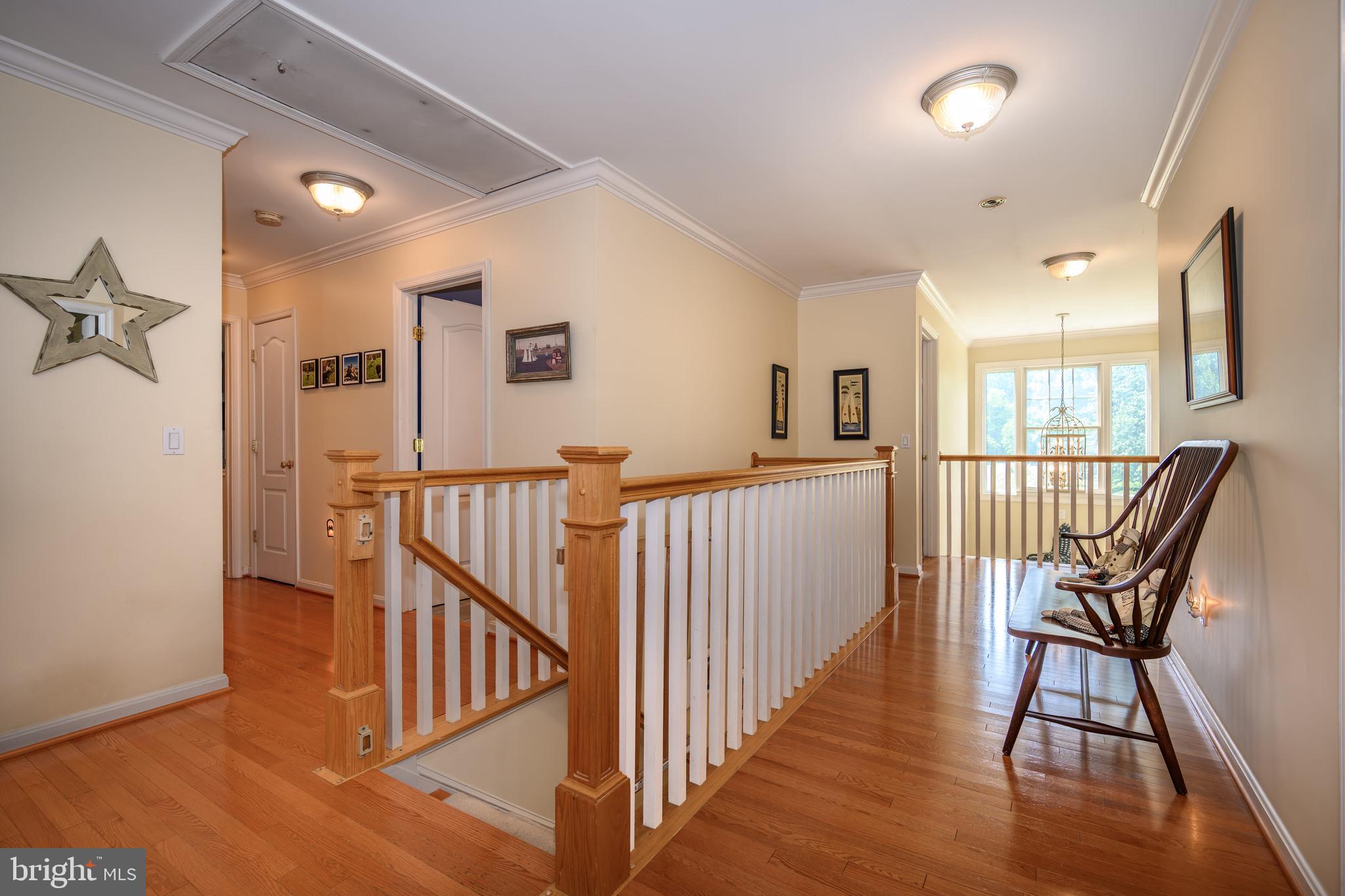 RIDING WOODS - Residential