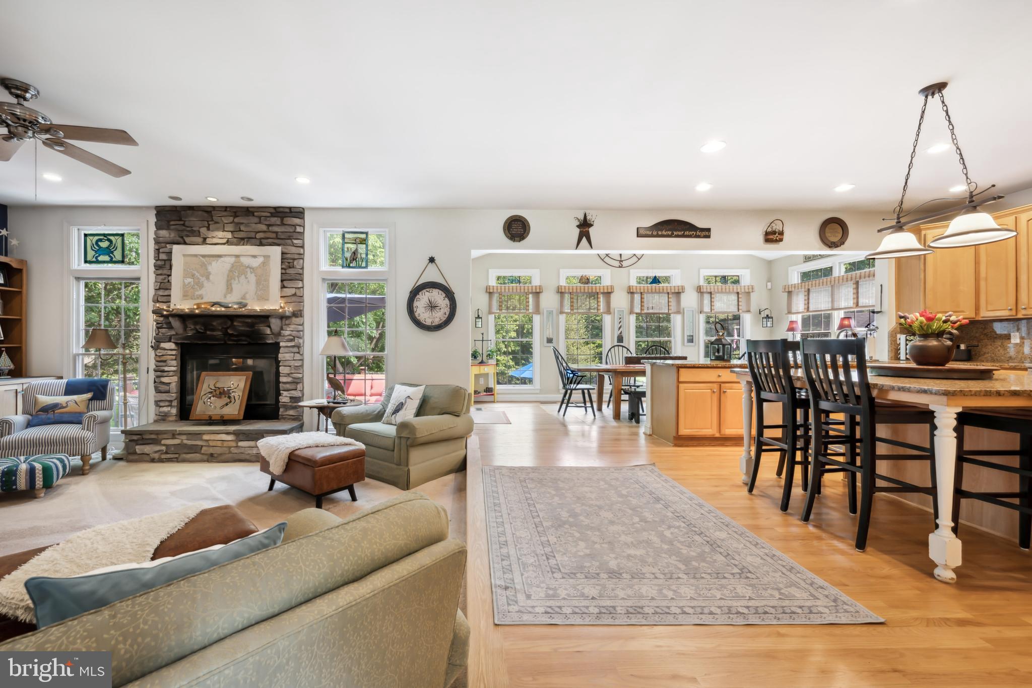 RIDING WOODS - Residential