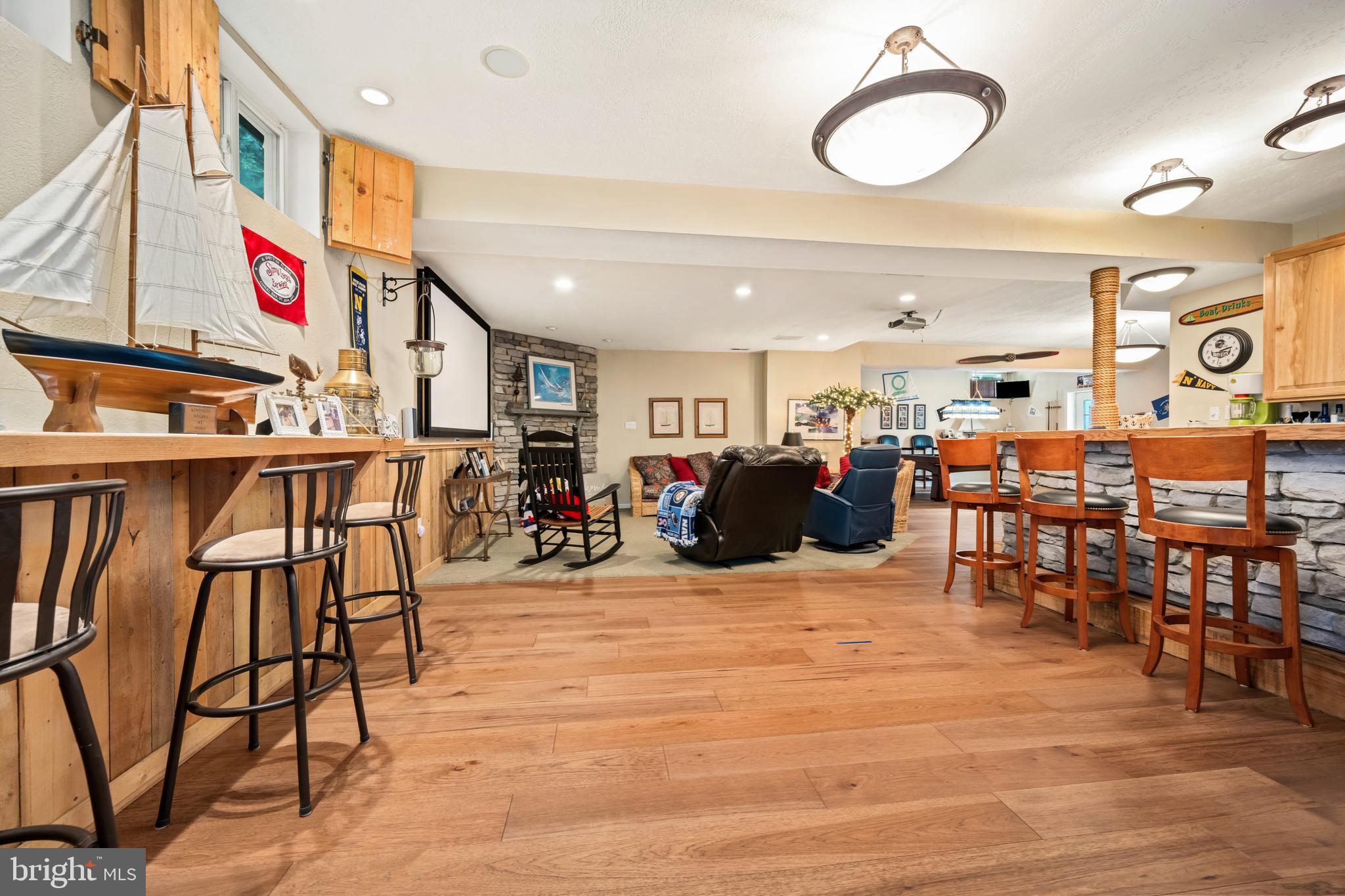 RIDING WOODS - Residential