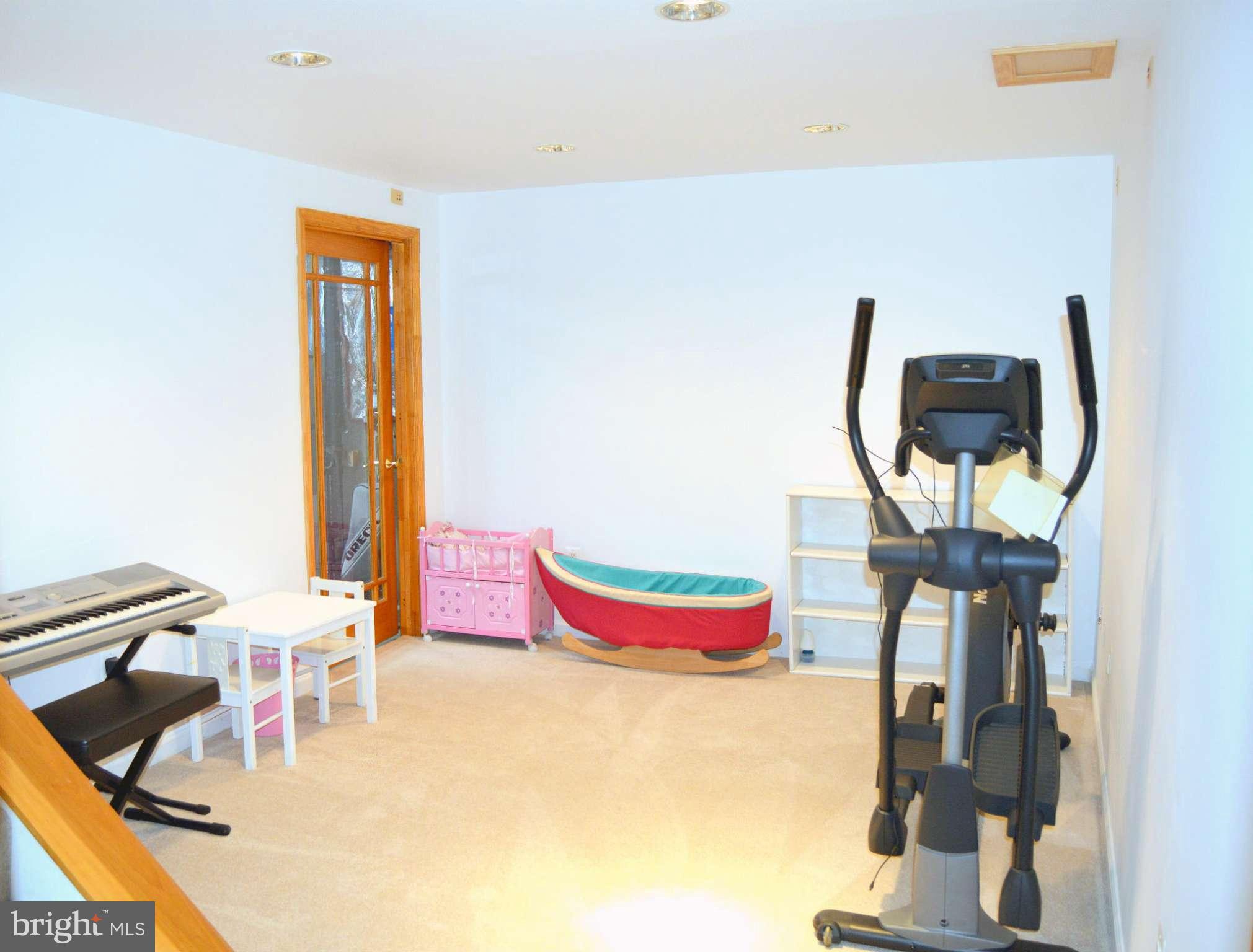 FRANKLIN FARM - Residential