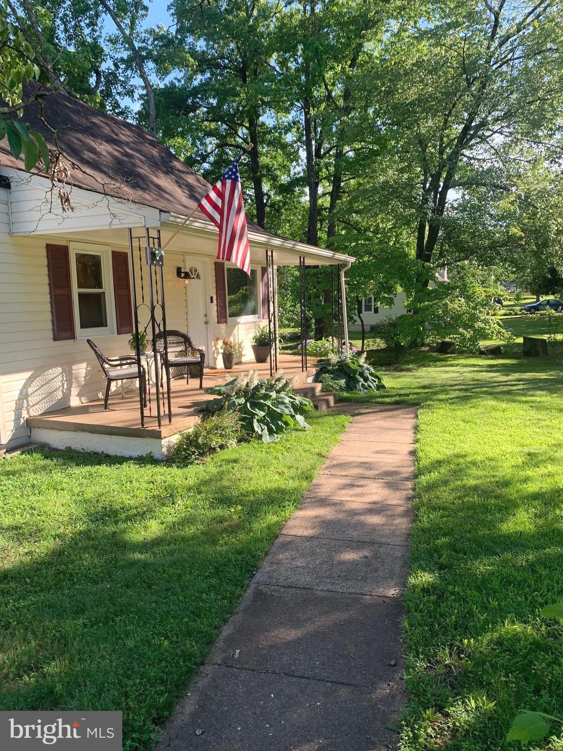 YORKSHIRE VILLAGE - Residential
