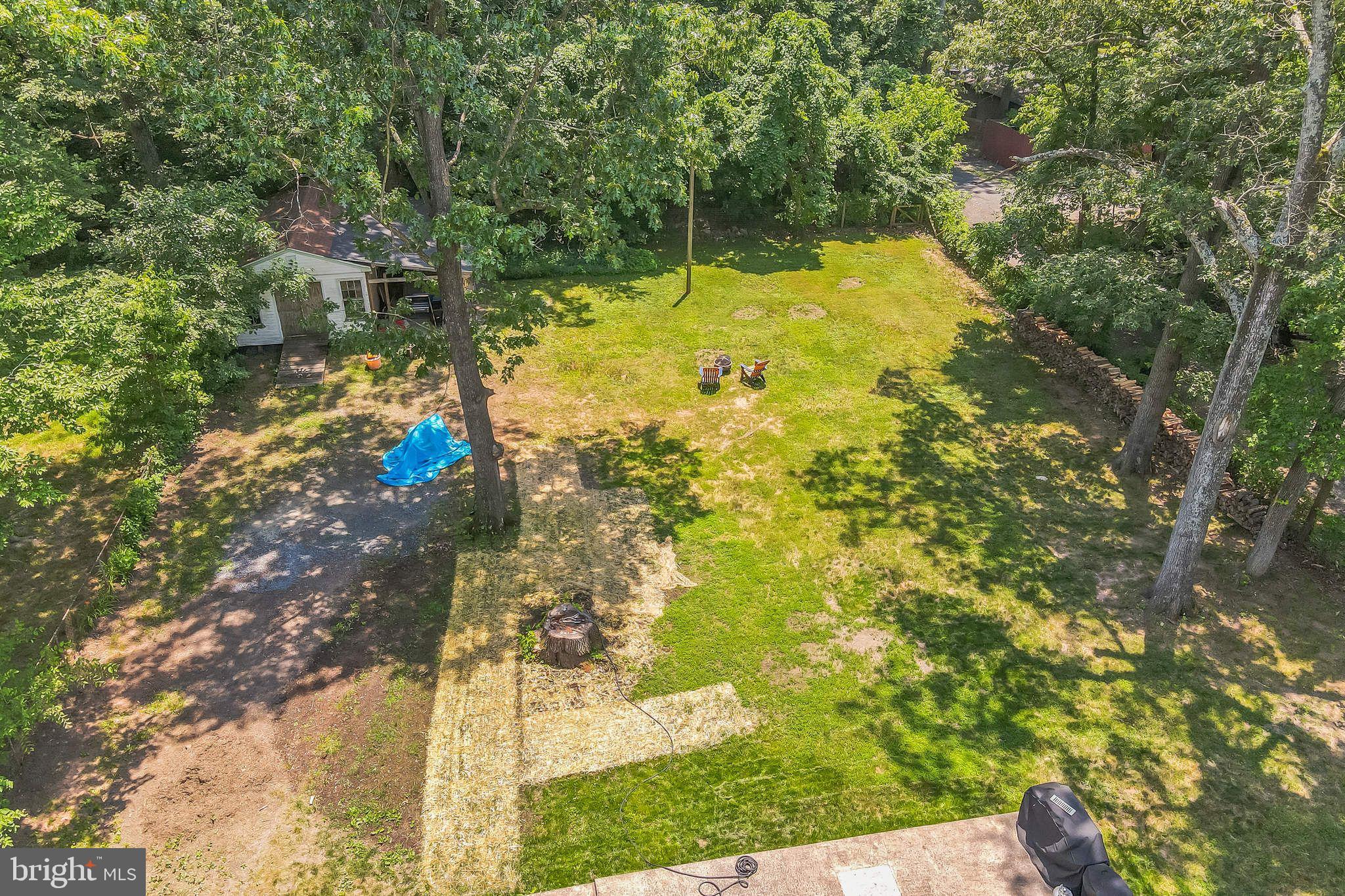 YORKSHIRE VILLAGE - Residential