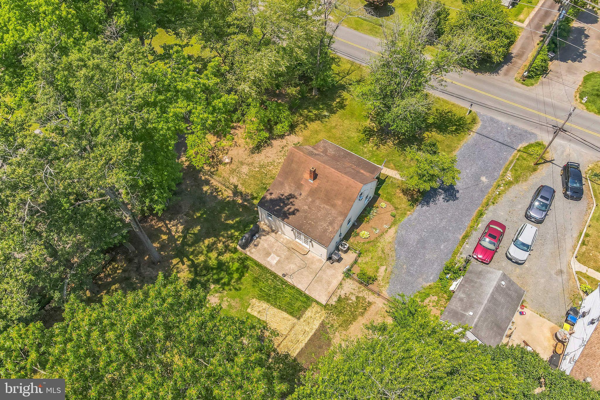 YORKSHIRE VILLAGE - Residential