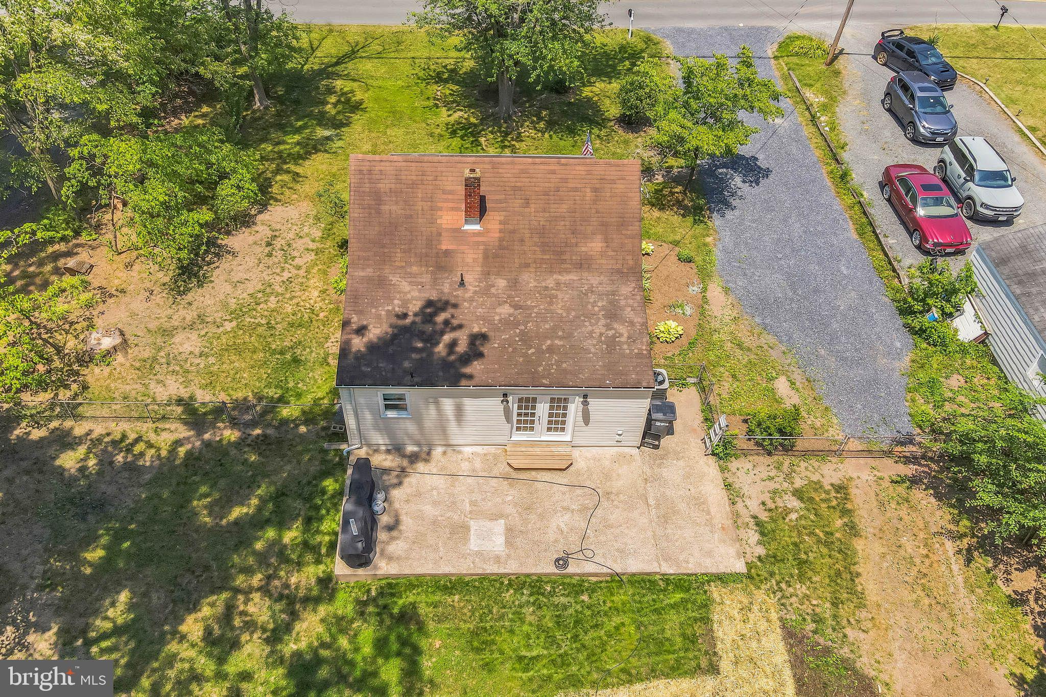 YORKSHIRE VILLAGE - Residential