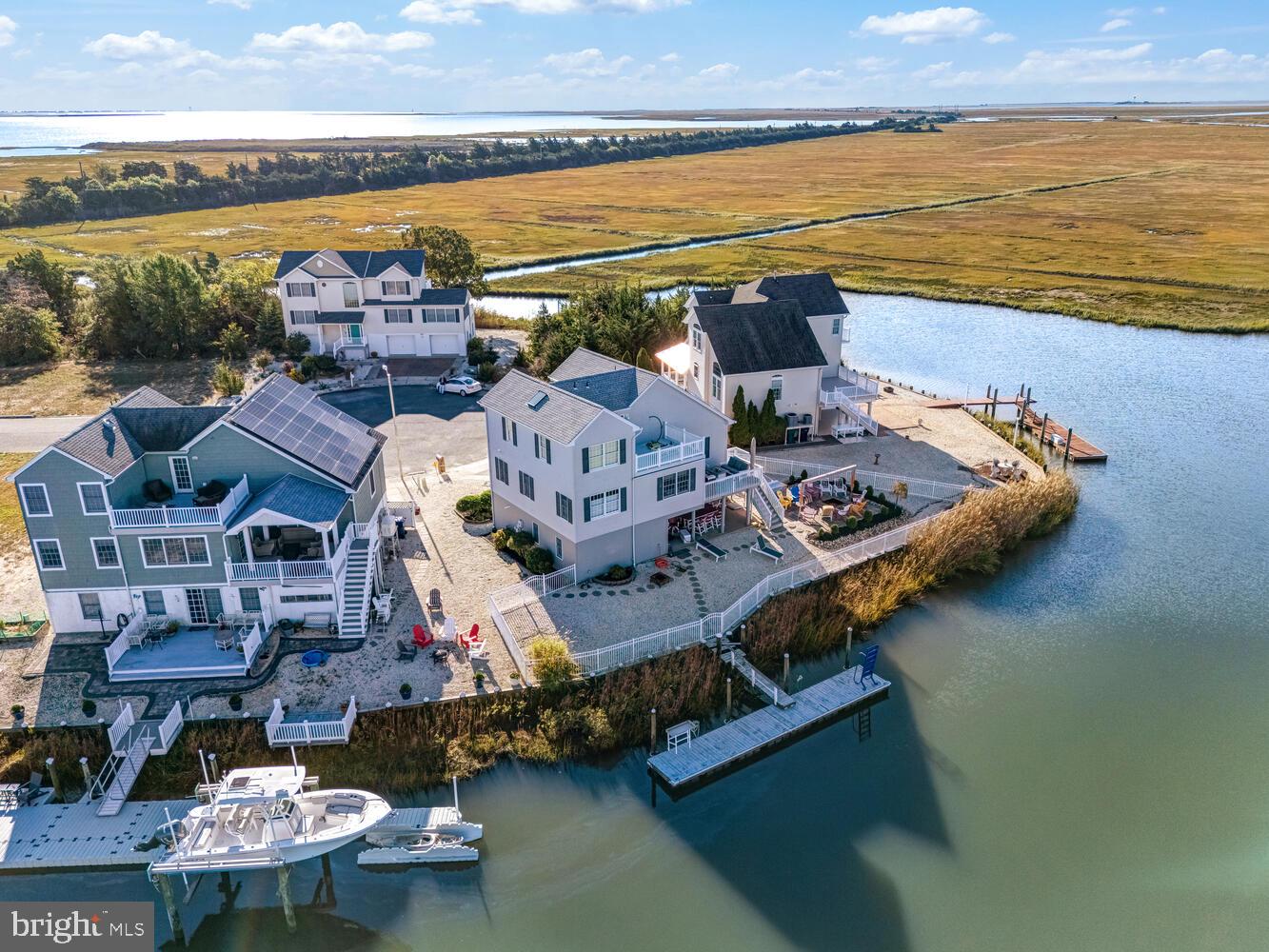 SEA ISLE - Residential