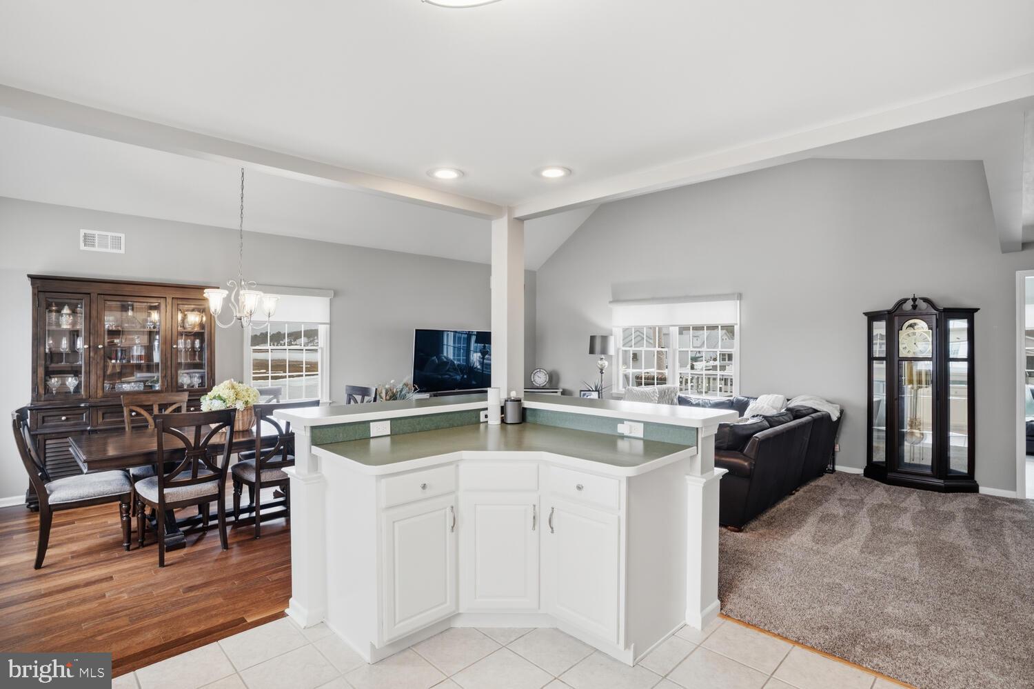 SEA ISLE - Residential