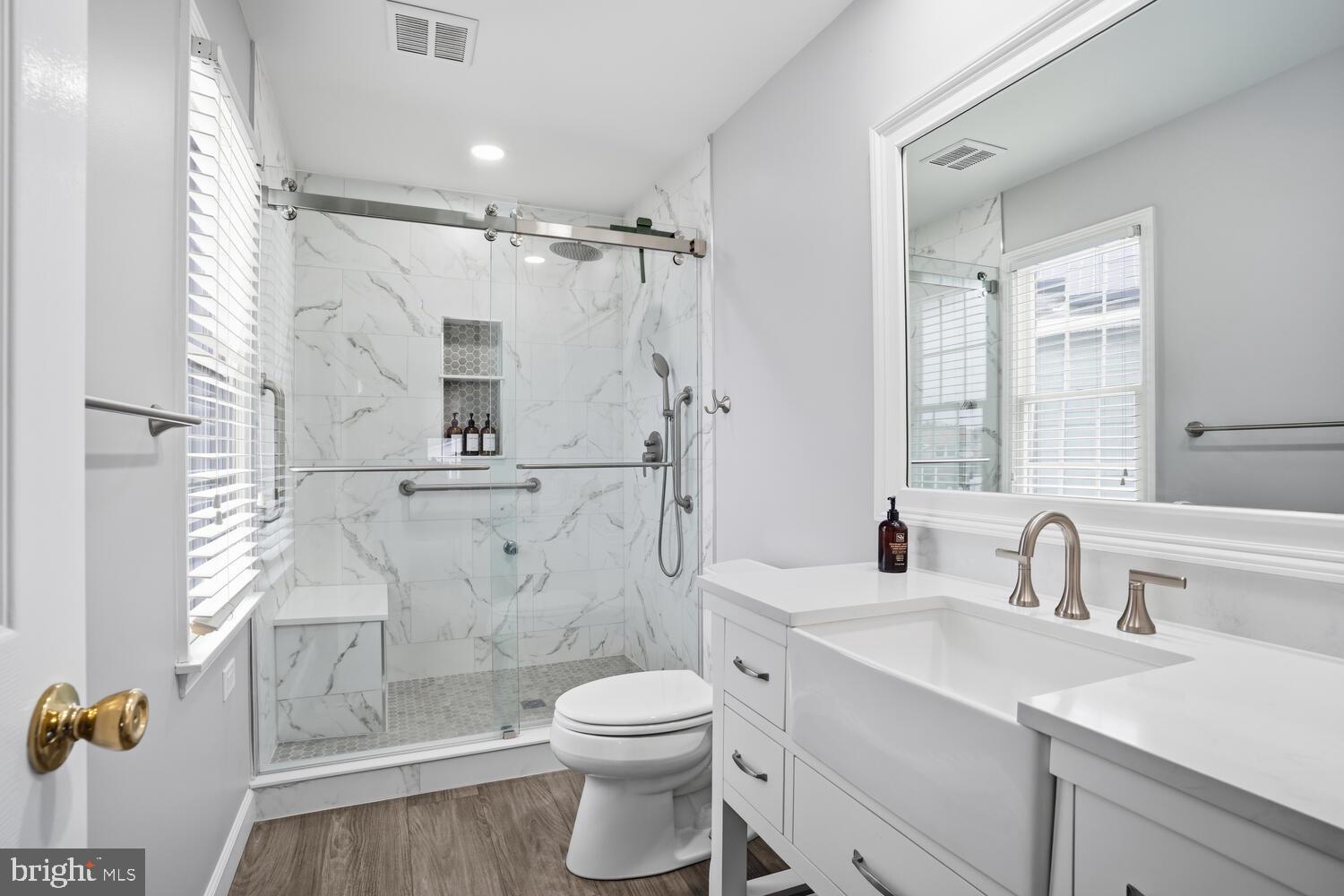 SEA ISLE - Residential