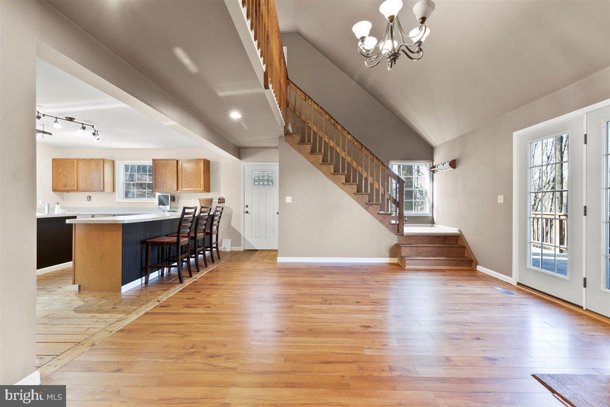 LAKEWOOD ESTATES - Residential