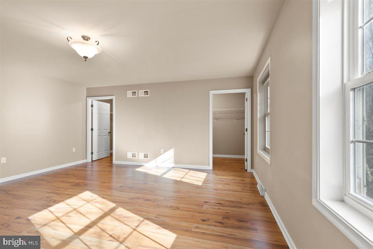 LAKEWOOD ESTATES - Residential