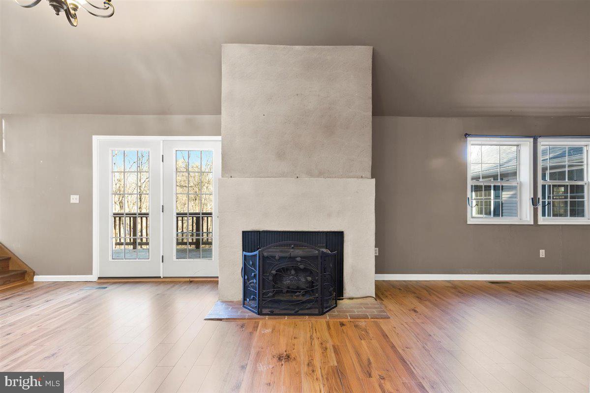 LAKEWOOD ESTATES - Residential