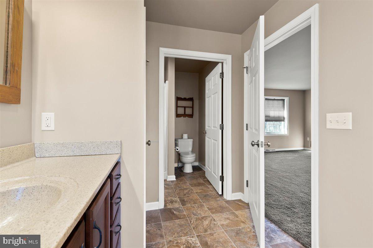 LAKEWOOD ESTATES - Residential
