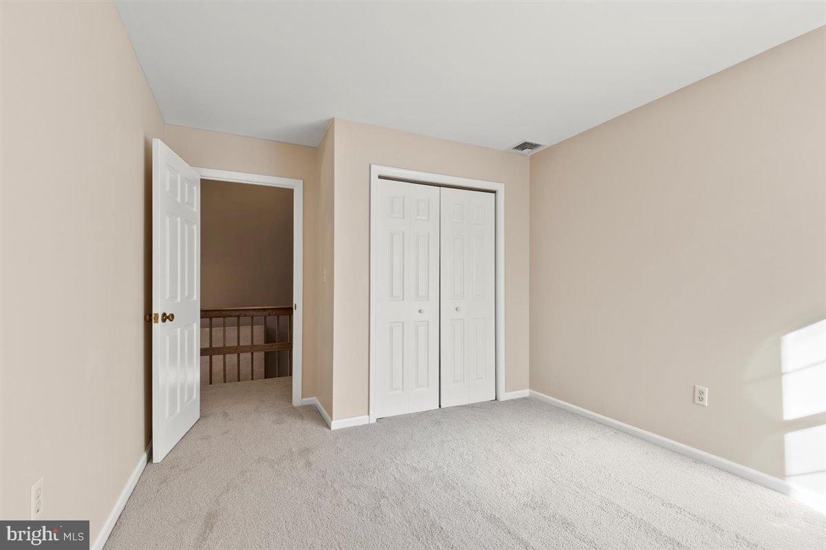 LAKEWOOD ESTATES - Residential