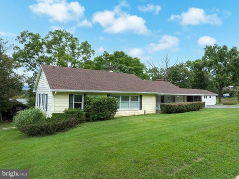 Homes For Sale - 746 Henszey Street<br/> Centre County, LEMONT, PA 16851