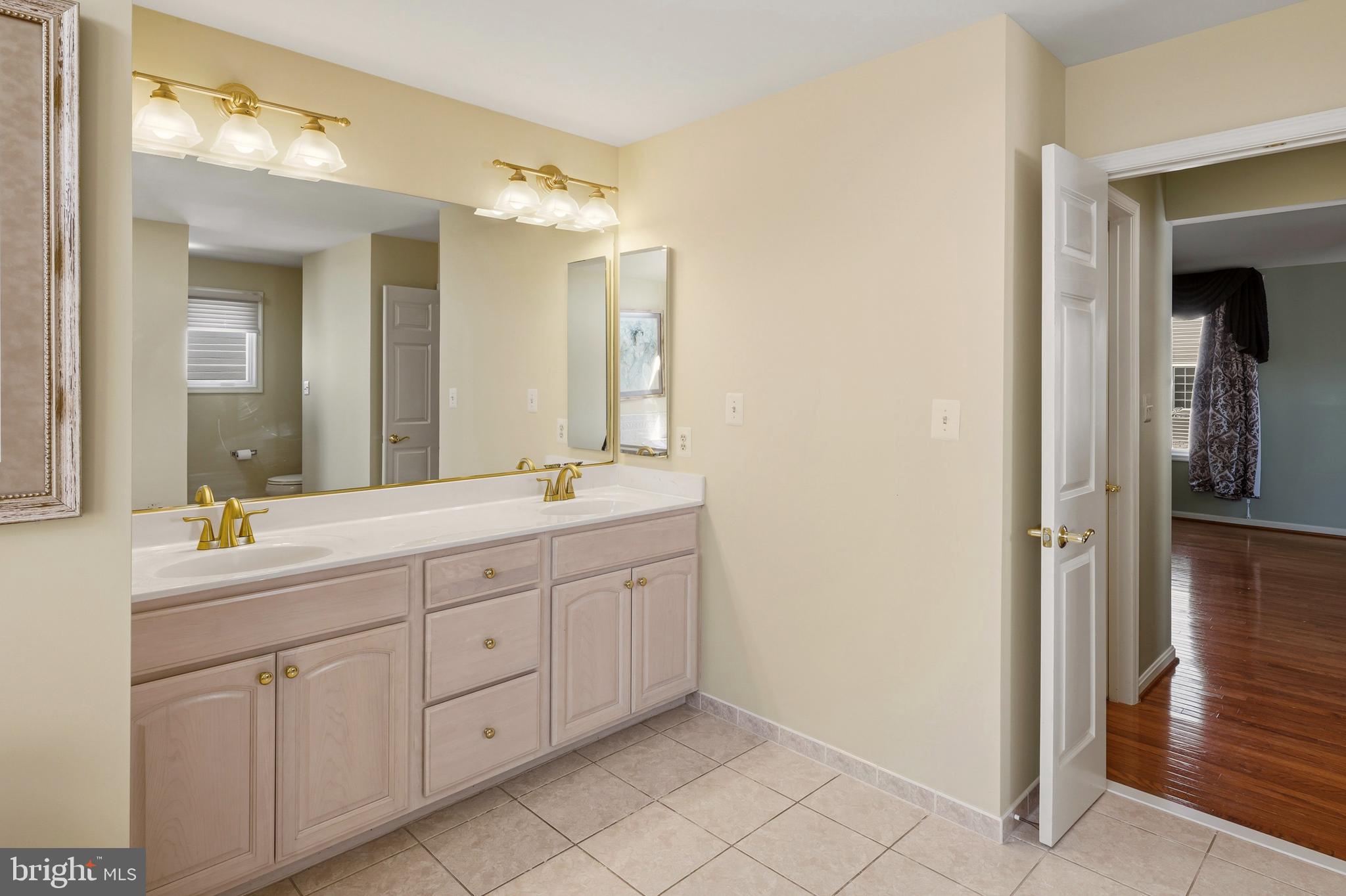 EMERSON - Residential