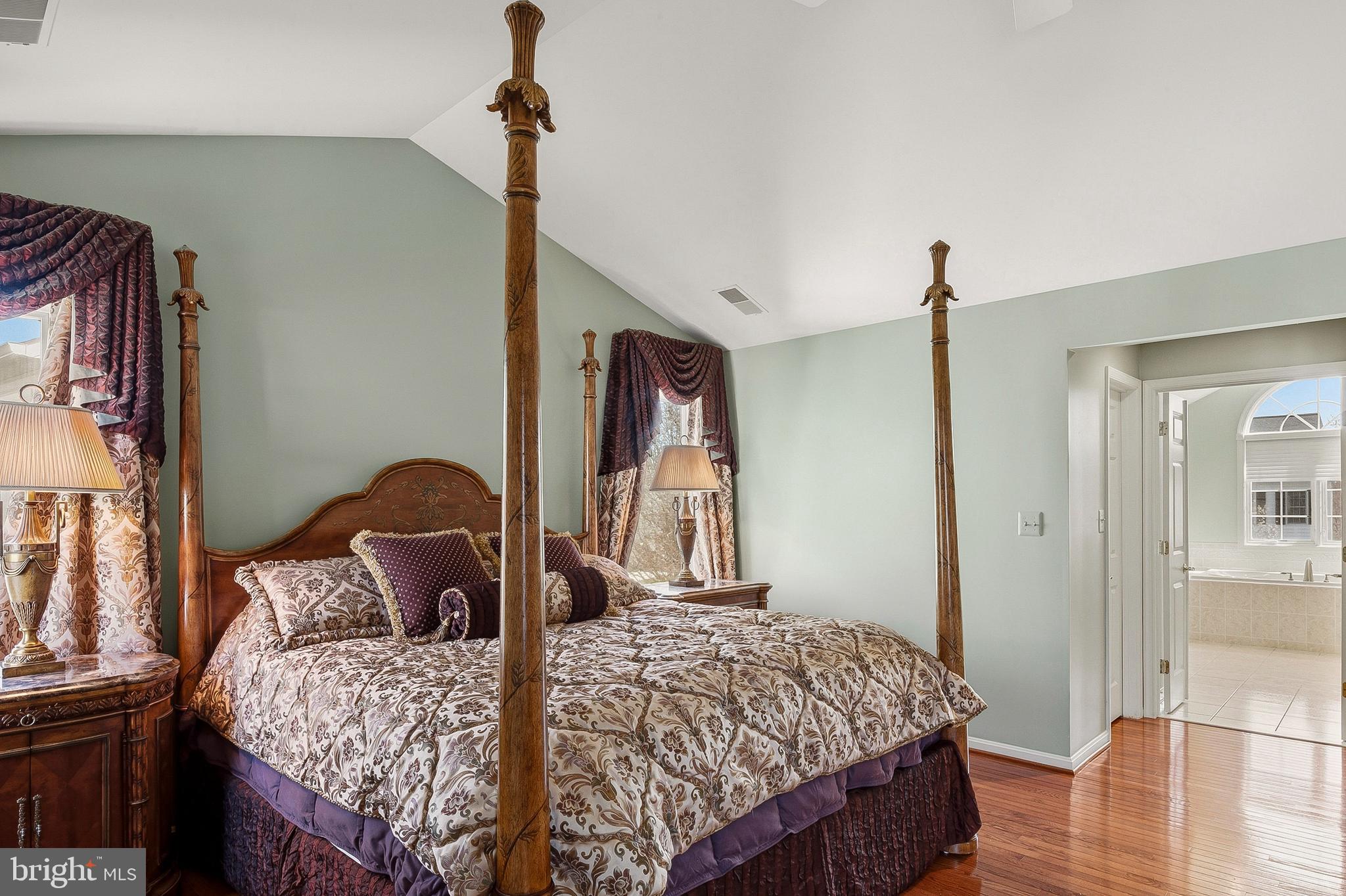 EMERSON - Residential