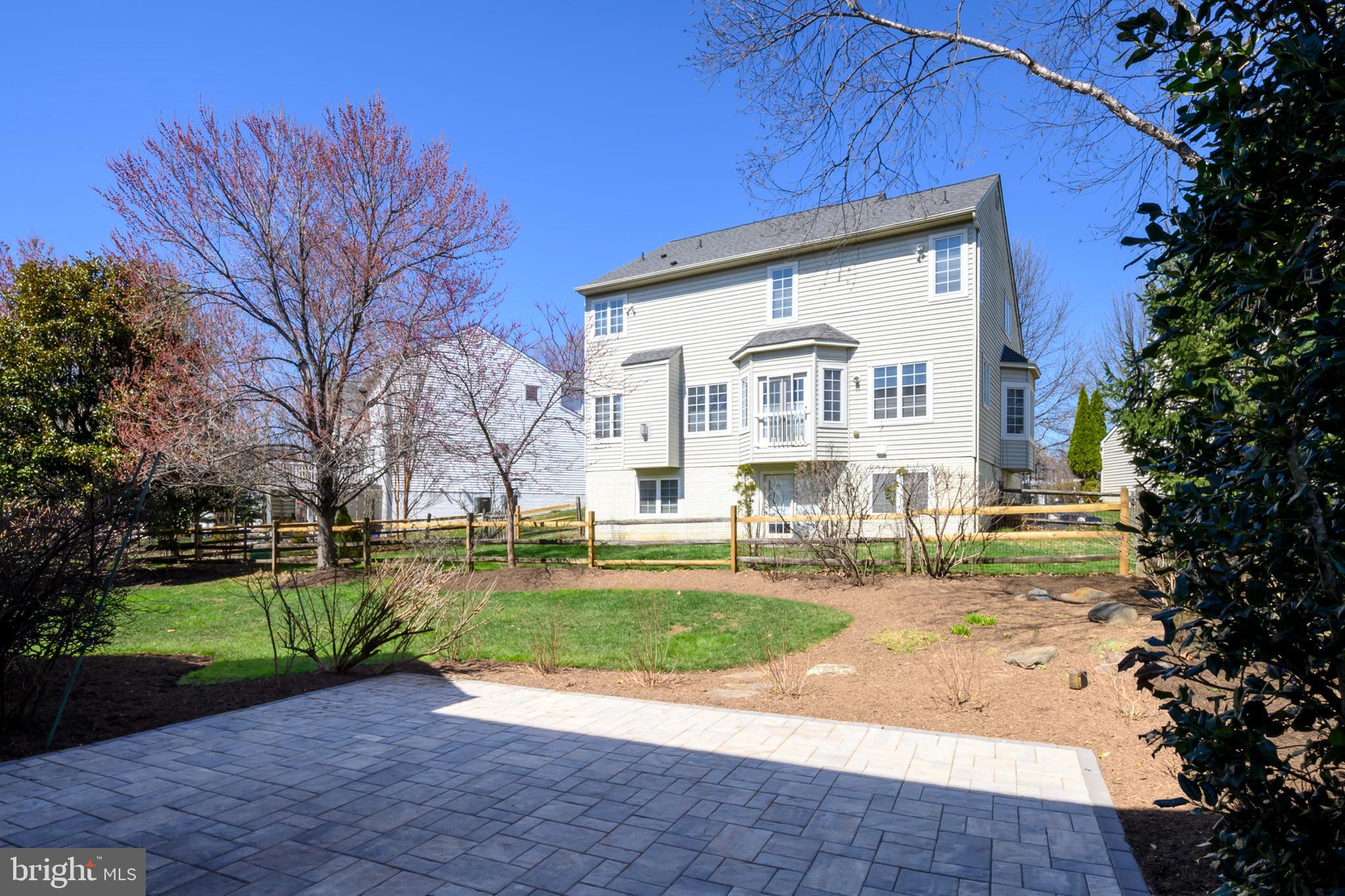 EMERSON - Residential