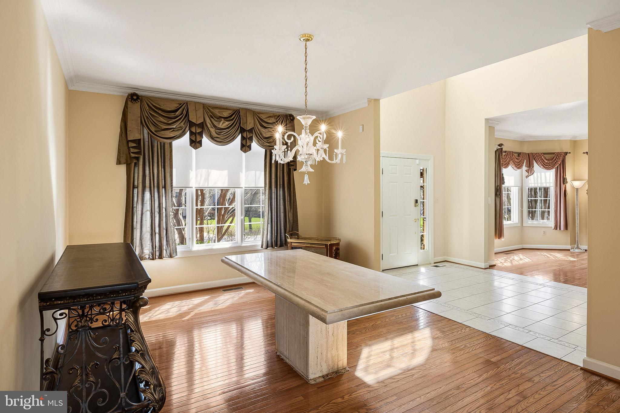 EMERSON - Residential