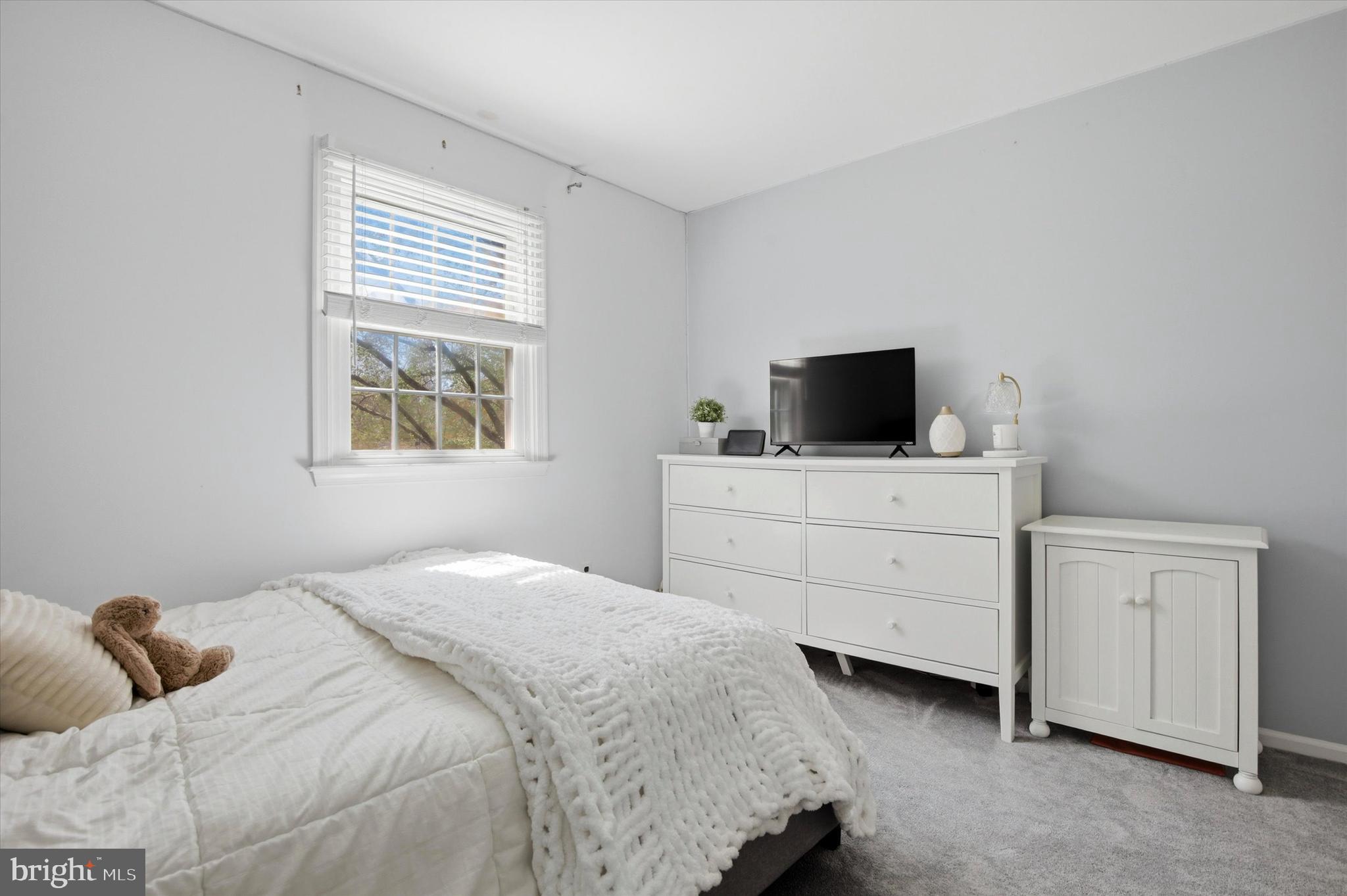 TOWER HILL - Residential