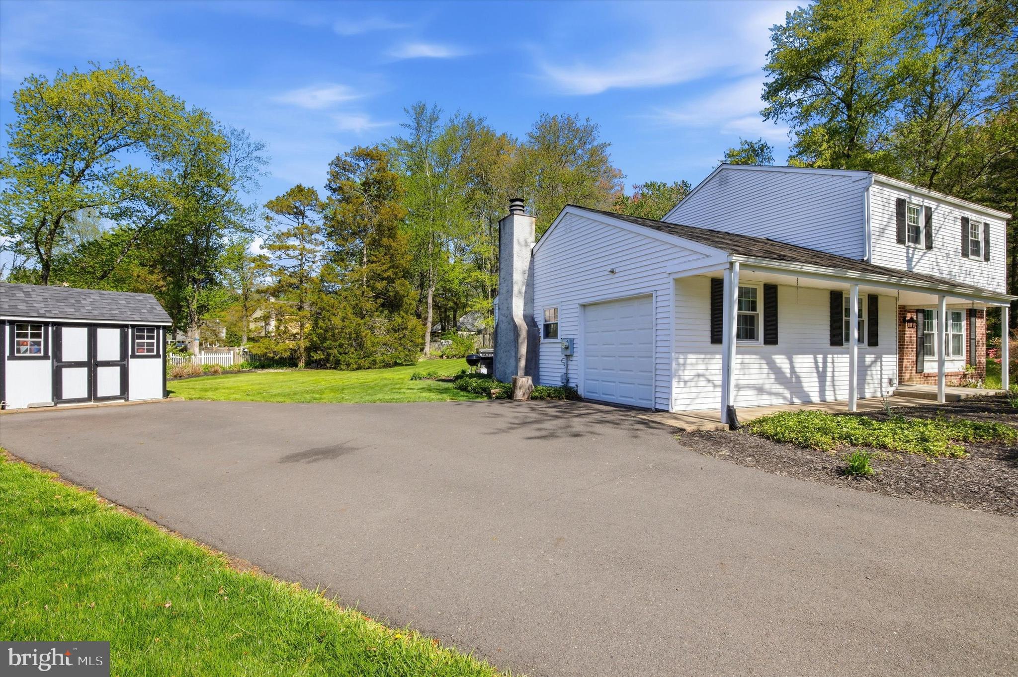 TOWER HILL - Residential