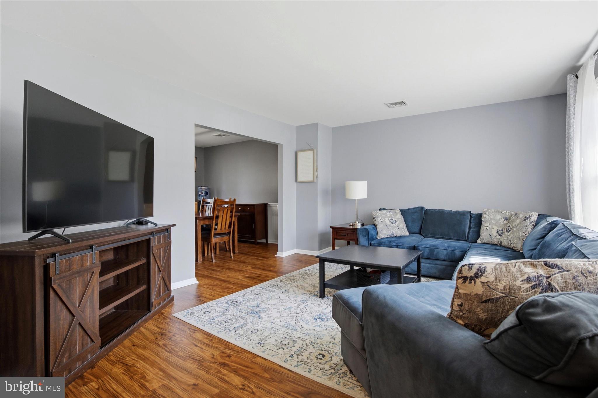 TOWER HILL - Residential