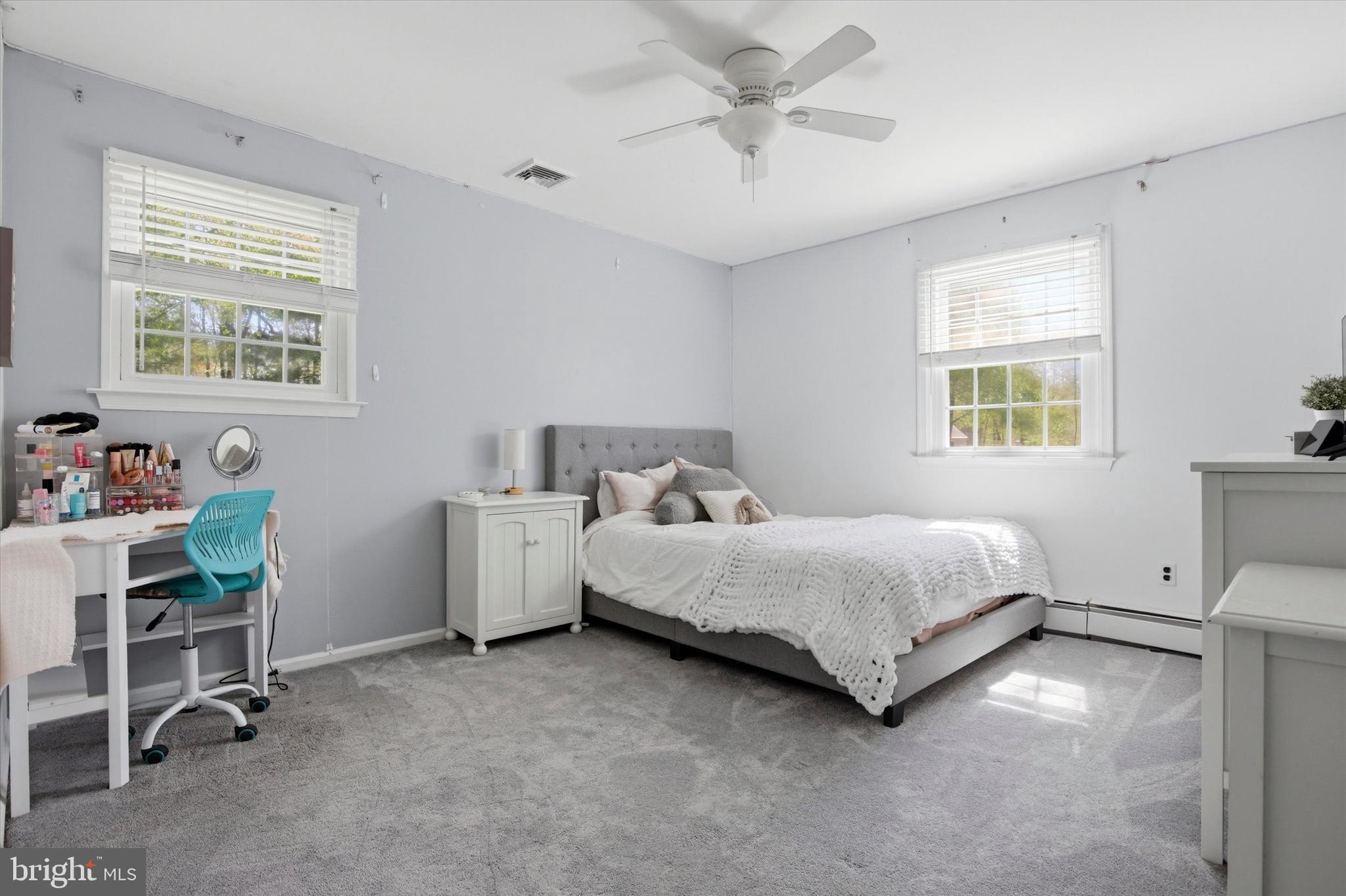 TOWER HILL - Residential