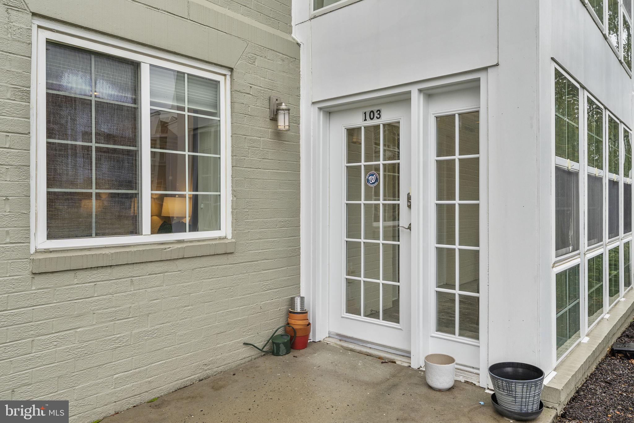 WEST VILLAGE OF SHIRLINGTON - Residential