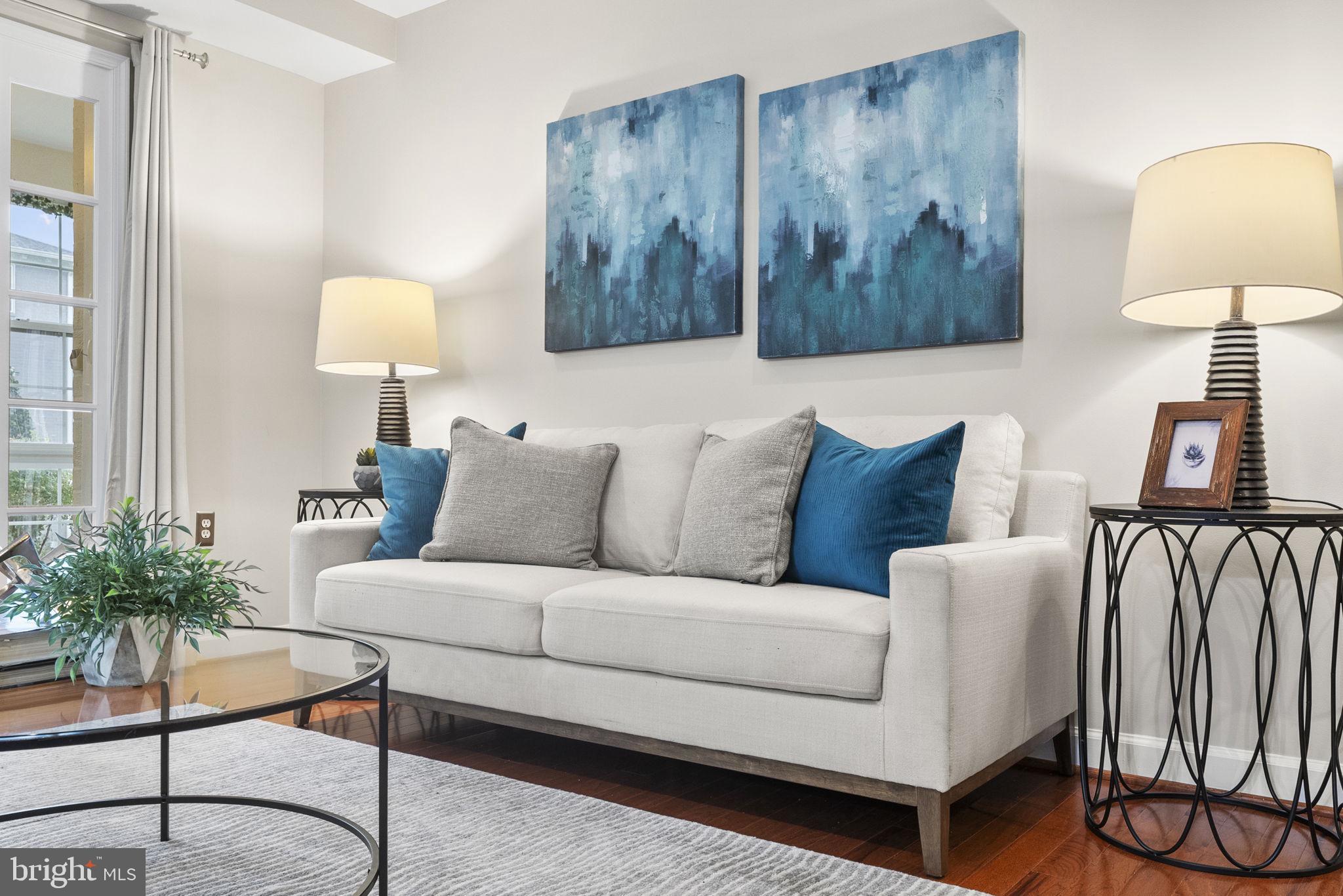 WEST VILLAGE OF SHIRLINGTON - Residential