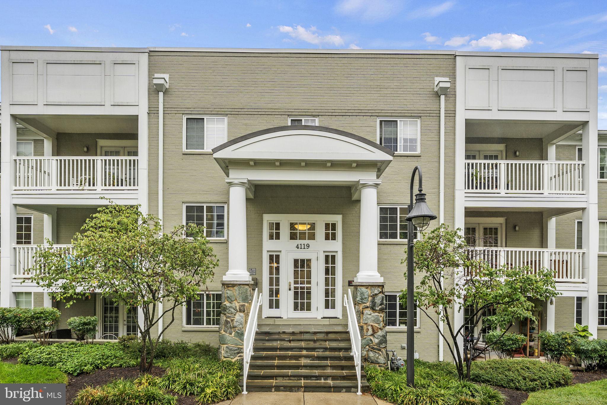 WEST VILLAGE OF SHIRLINGTON - Residential