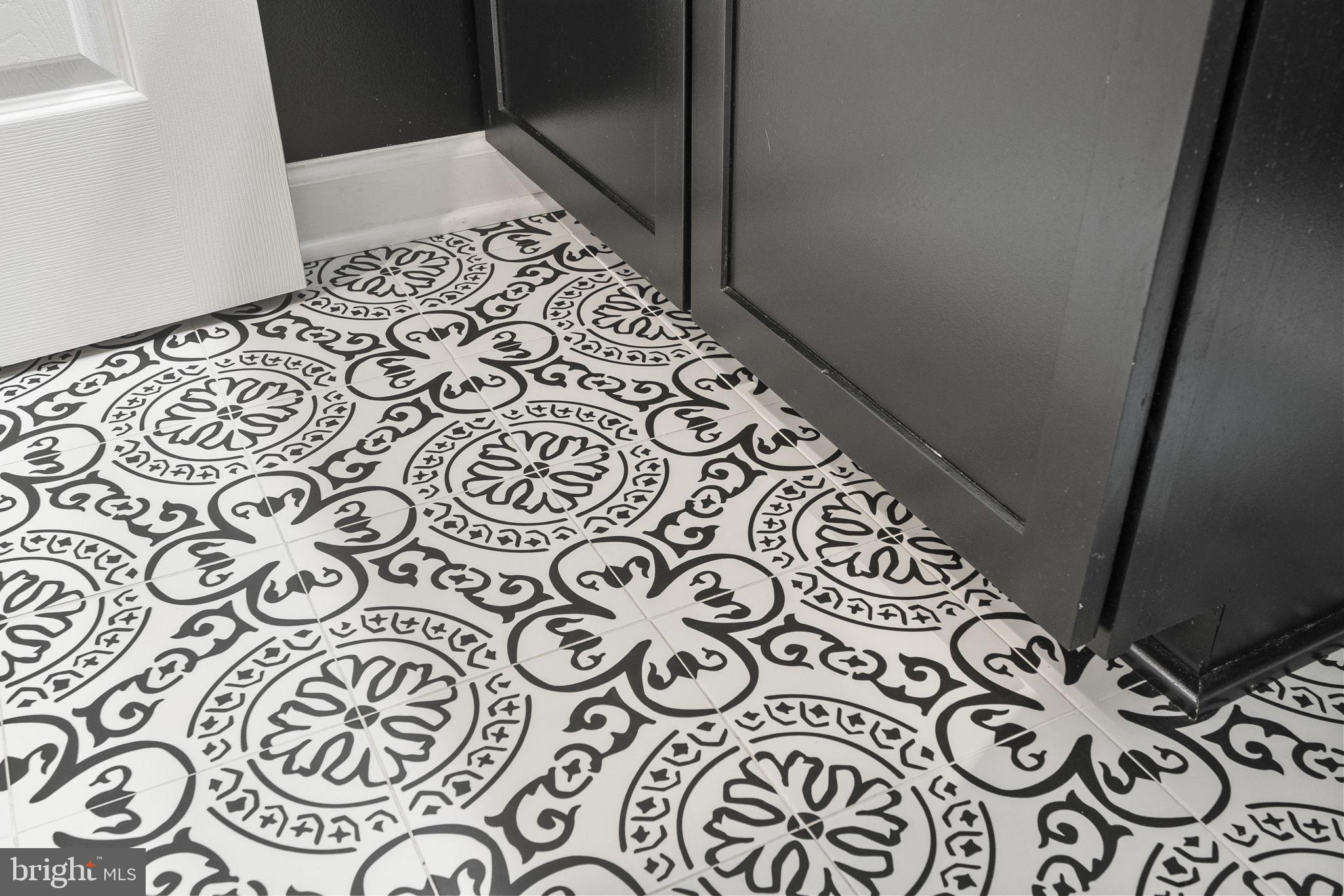 WEST VILLAGE OF SHIRLINGTON - Residential